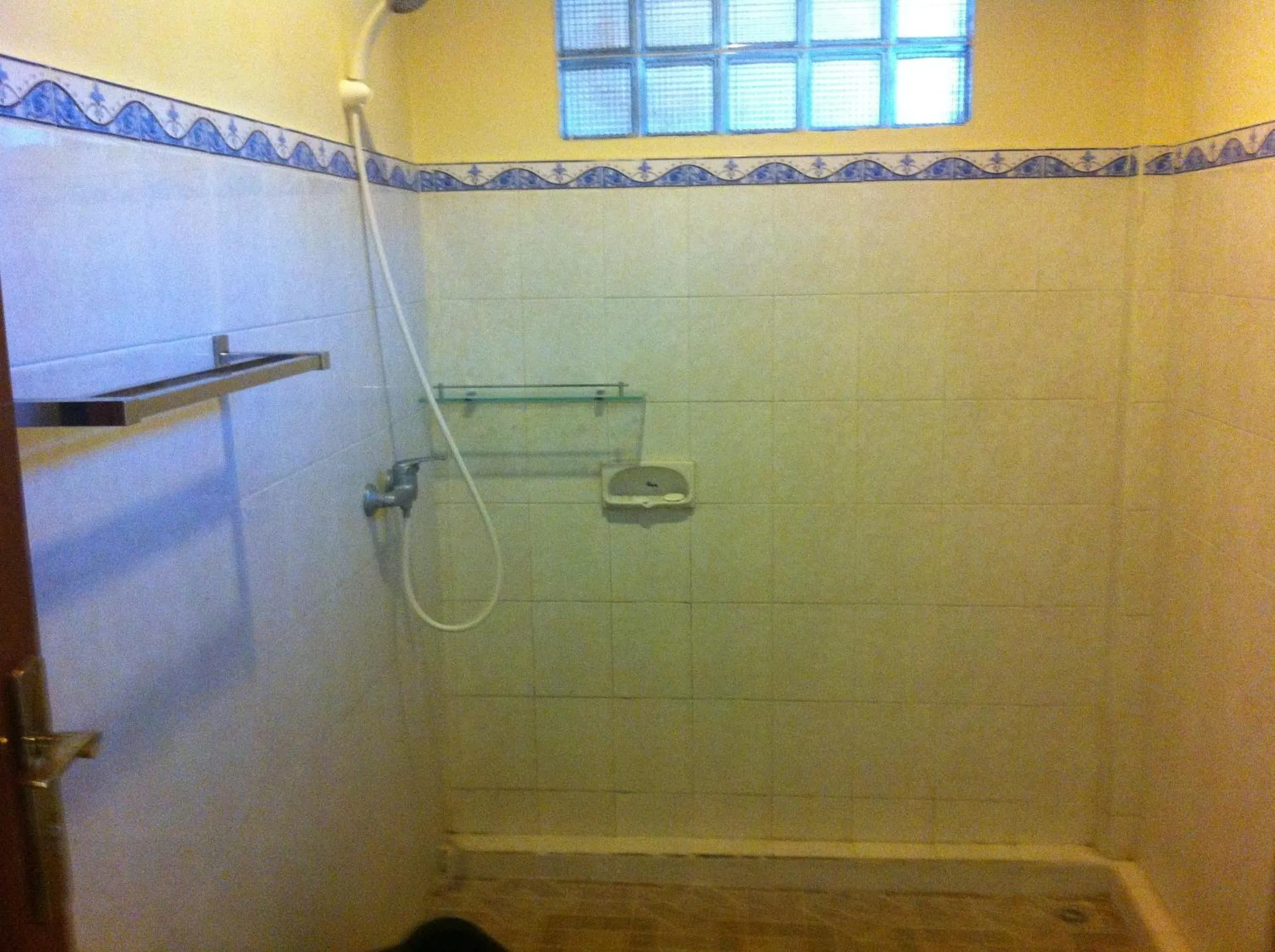 Bathroom in Bagus Homestay