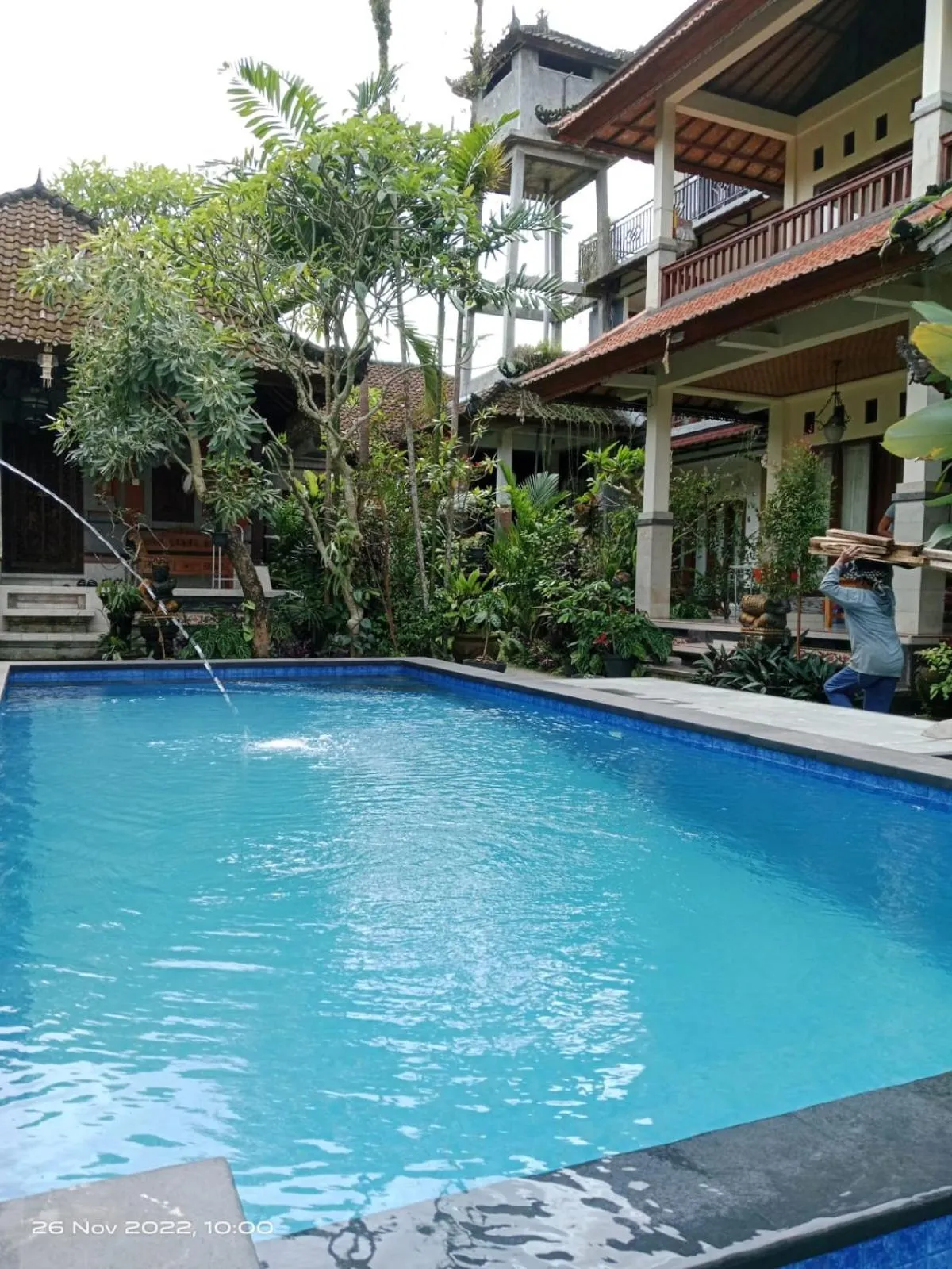 Swimming pool in Bagus Homestay
