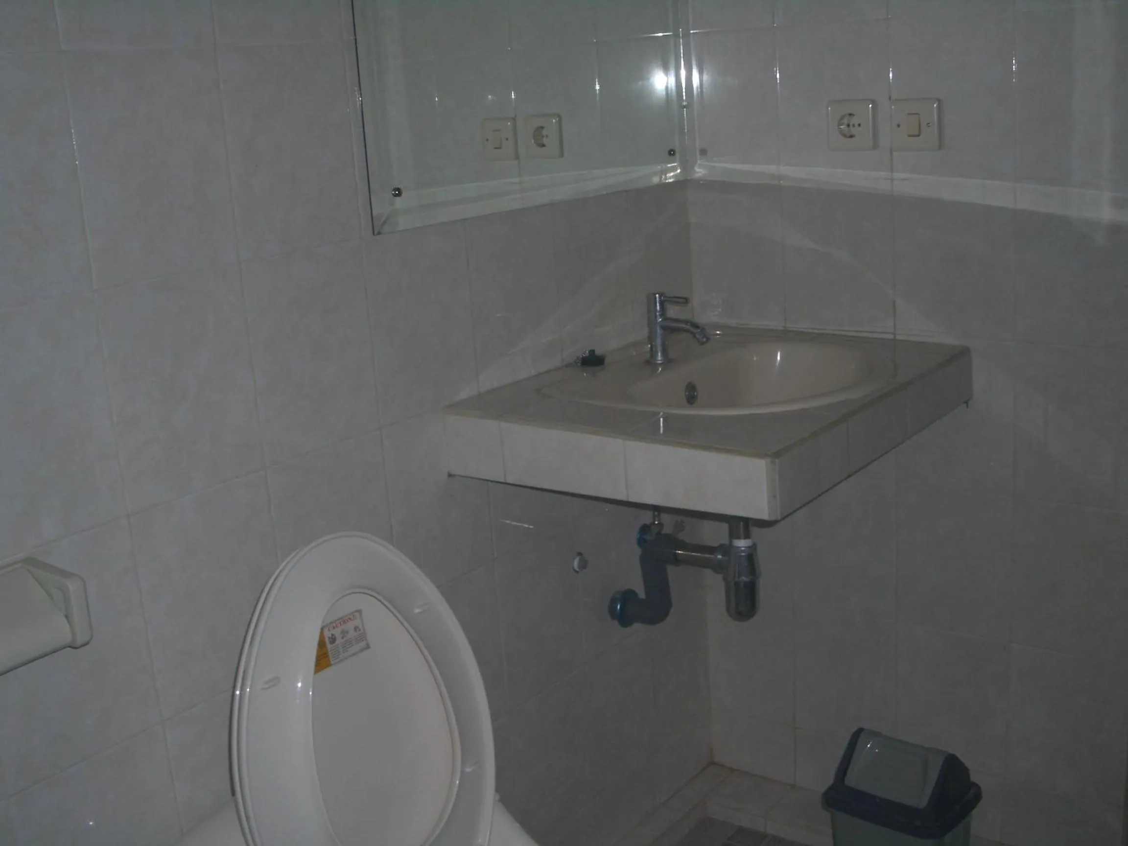 Bathroom in Bagus Homestay