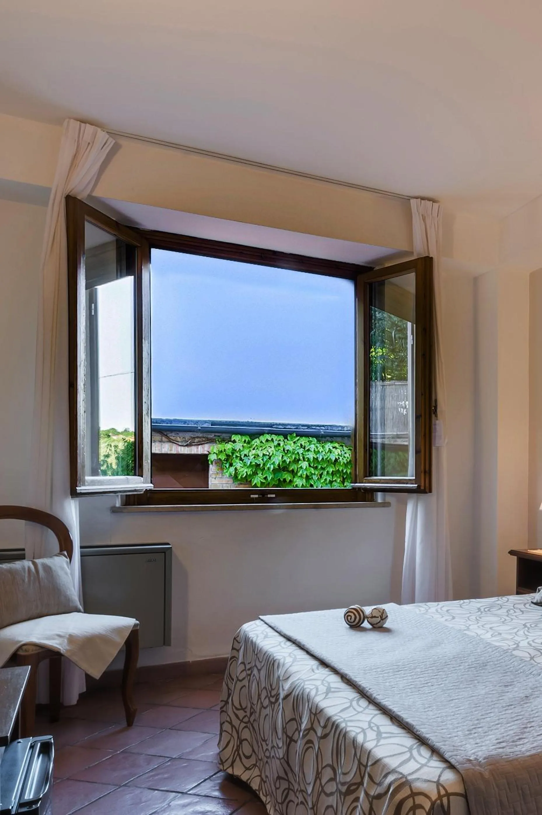 View (from property/room), Bed in Hotel San Michele