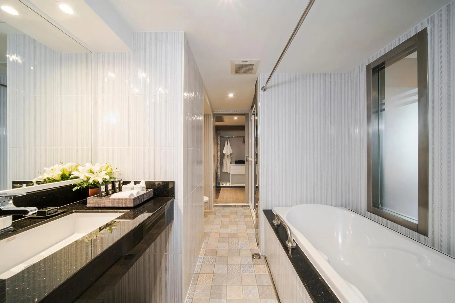 Bathroom in Hotel JAL City Bangkok