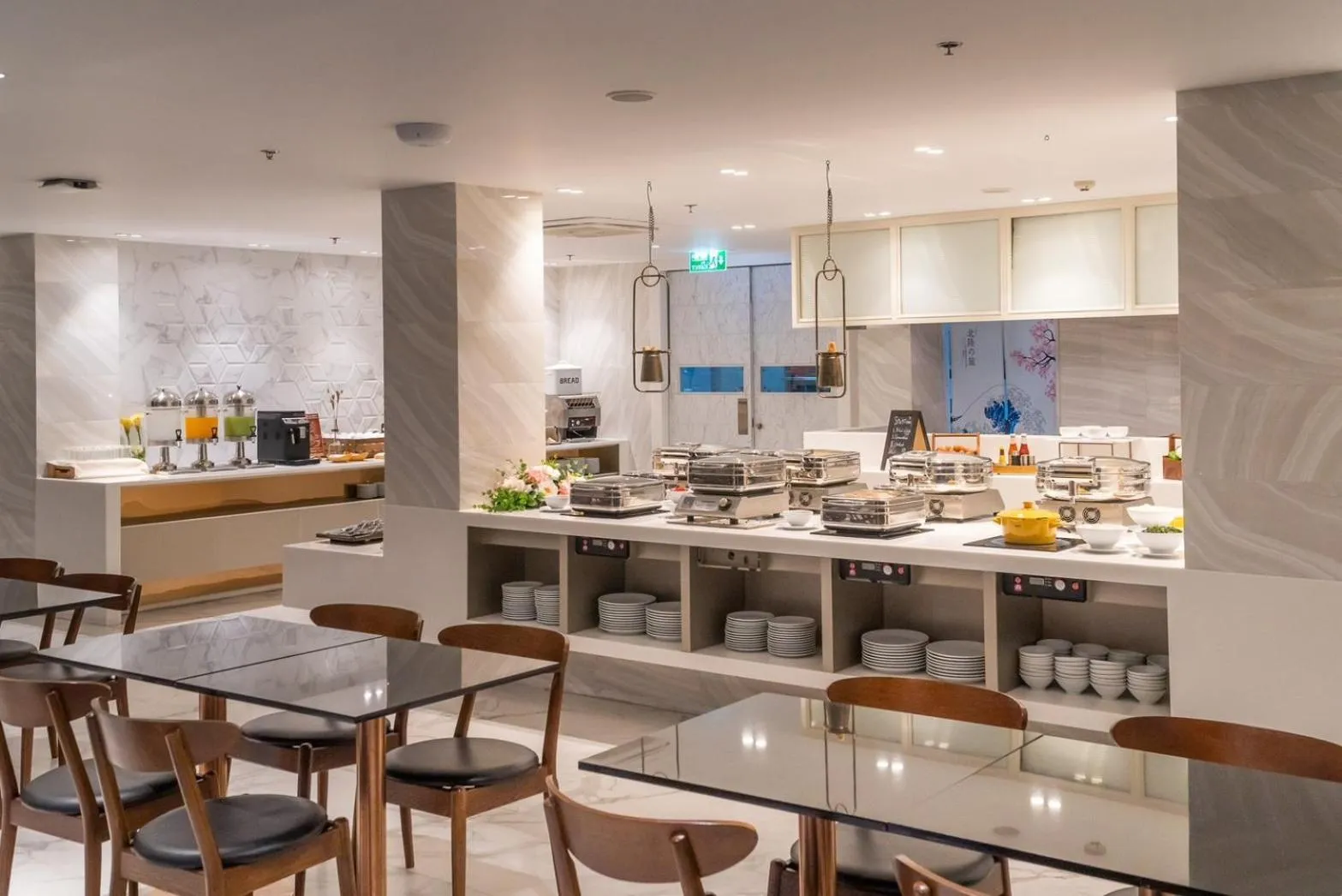 Restaurant/places to eat in Hotel JAL City Bangkok