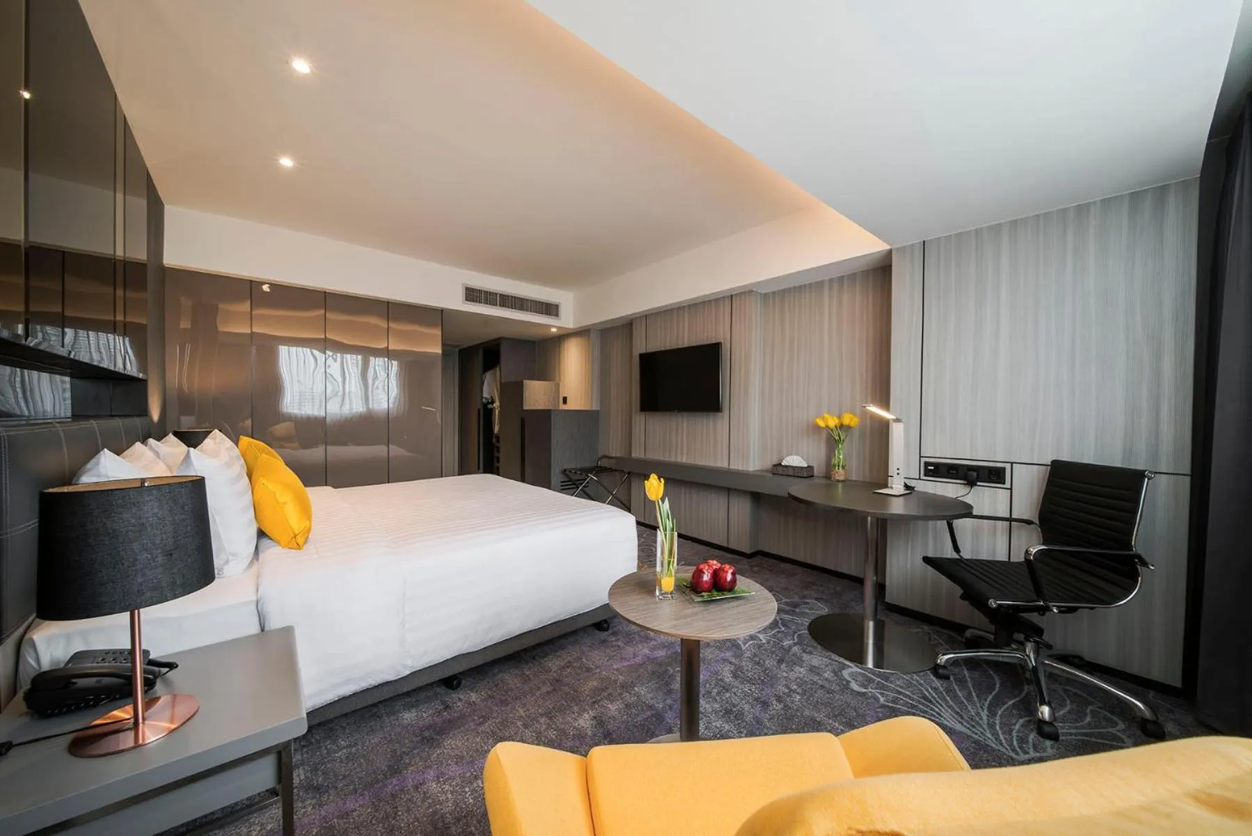 Bed in Hotel JAL City Bangkok