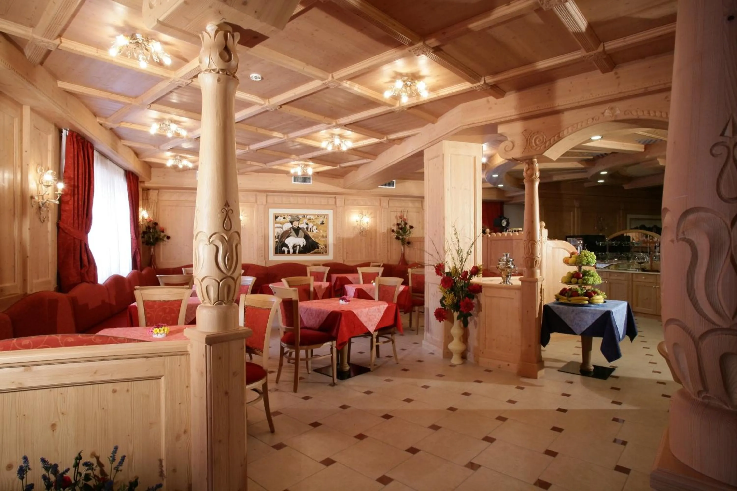 Restaurant/places to eat in Hotel Garni La Roccia