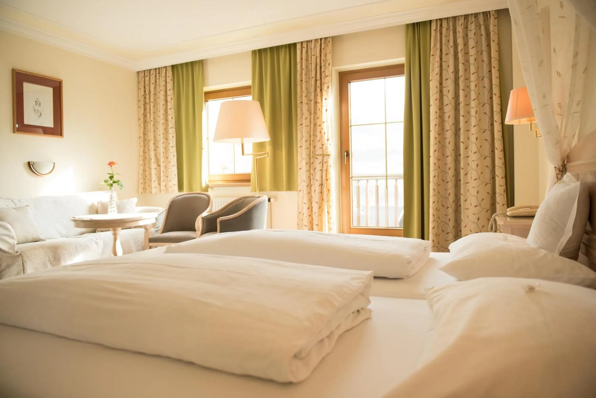 Photo of the whole room, Bed in Der Reschenhof