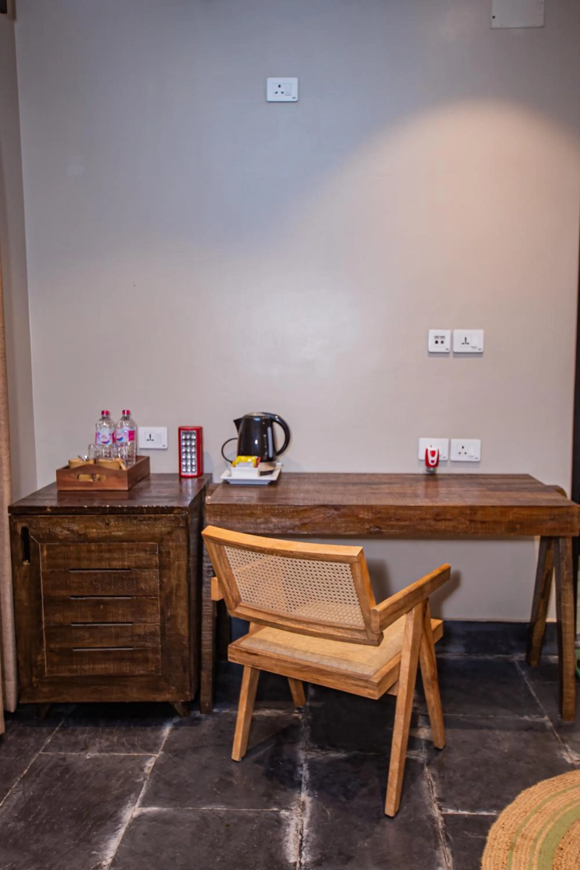 Coffee/tea facilities in Raniban Retreat