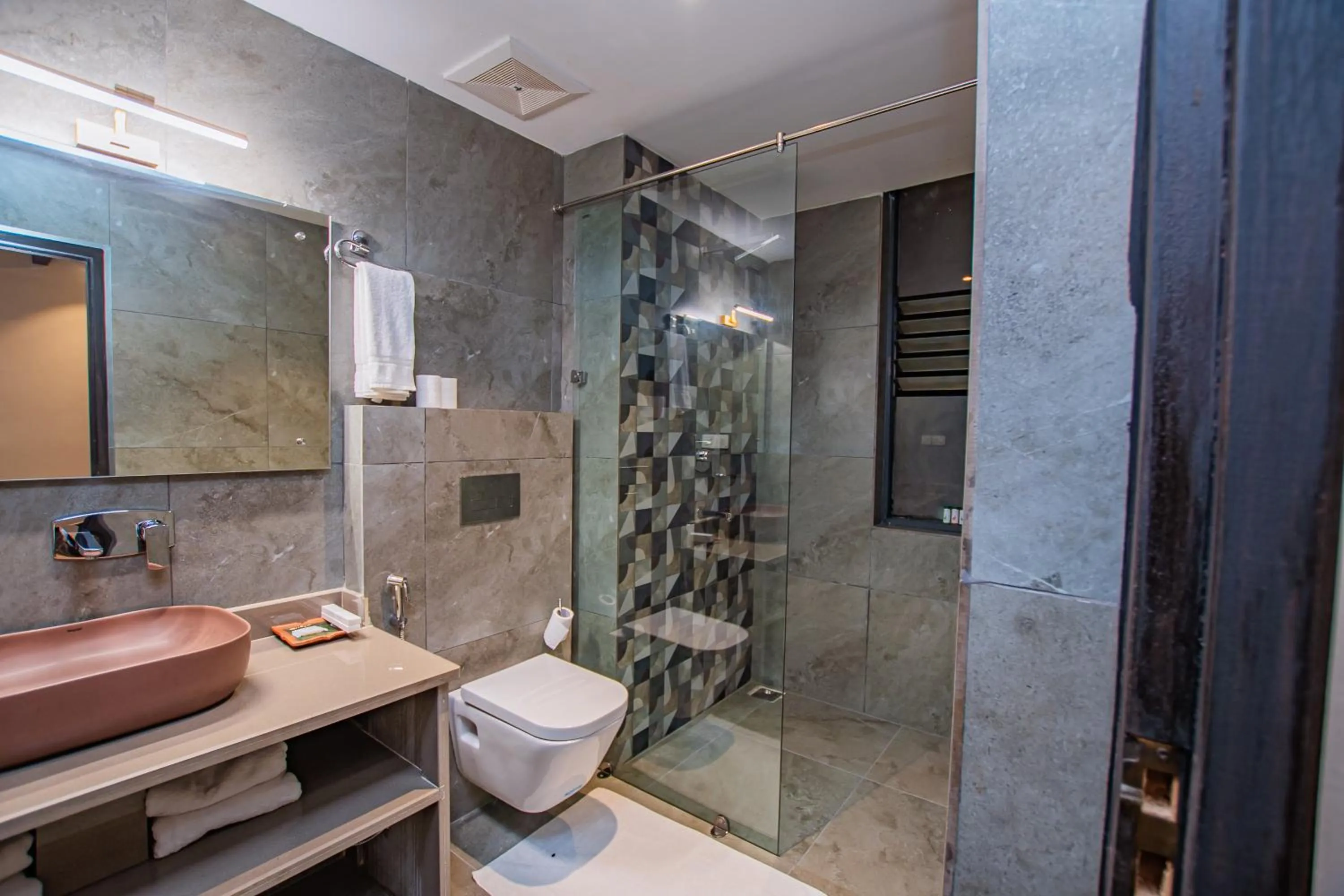 Toilet in Raniban Retreat