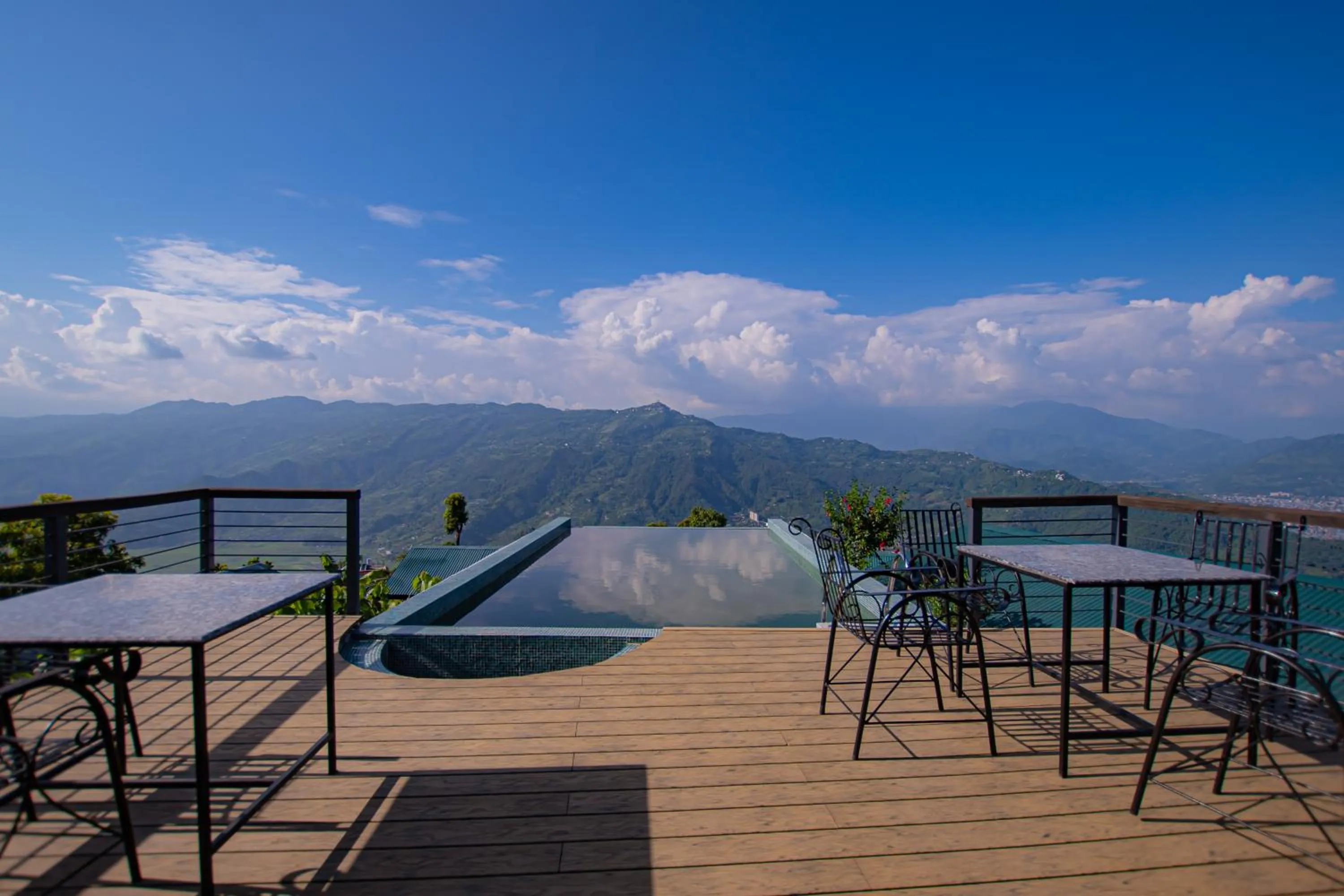 Swimming pool in Raniban Retreat