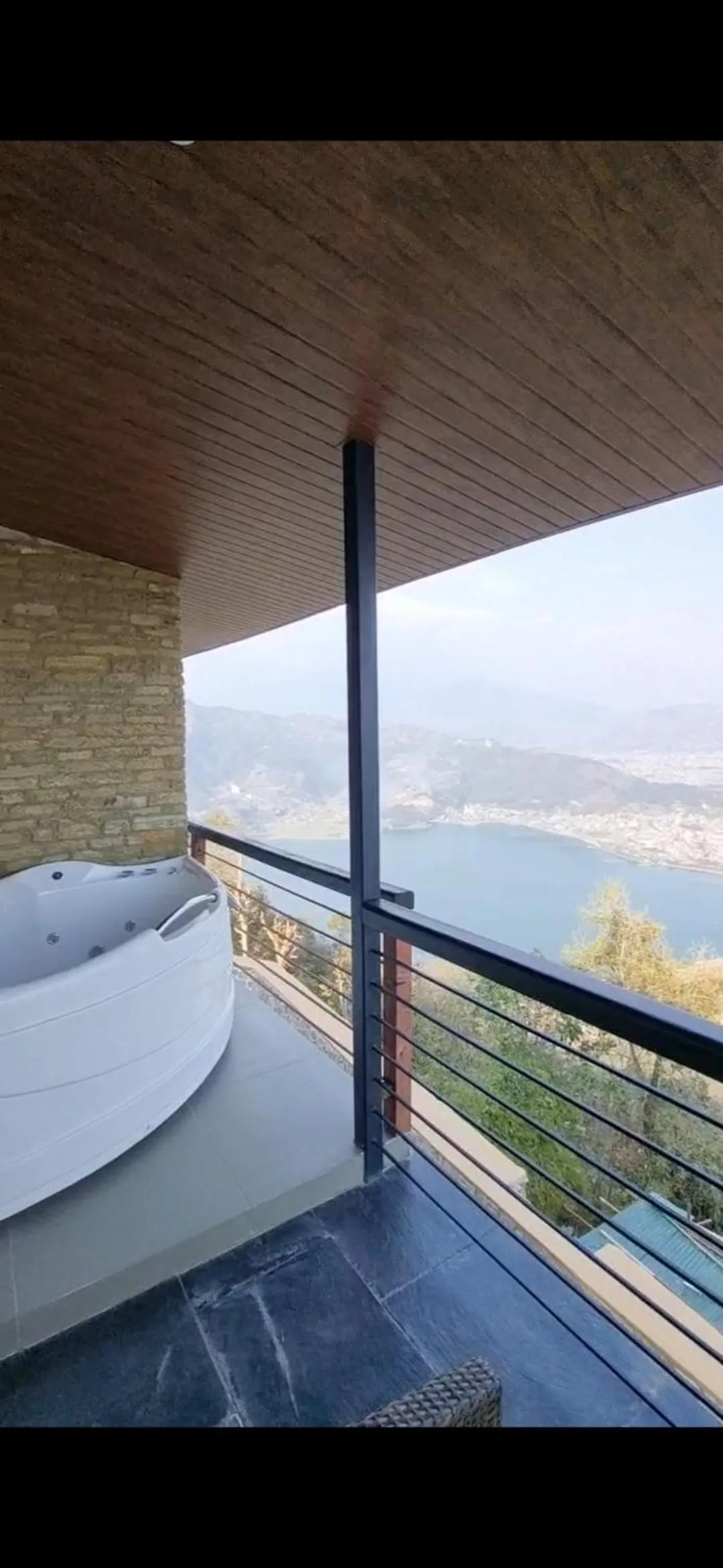 Hot Tub, Bed in Raniban Retreat