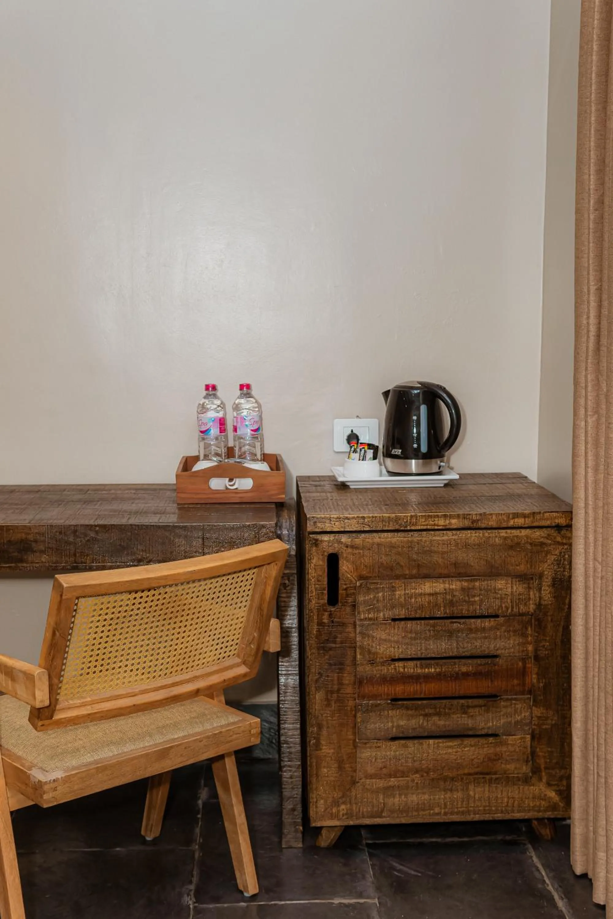 Coffee/tea facilities in Raniban Retreat