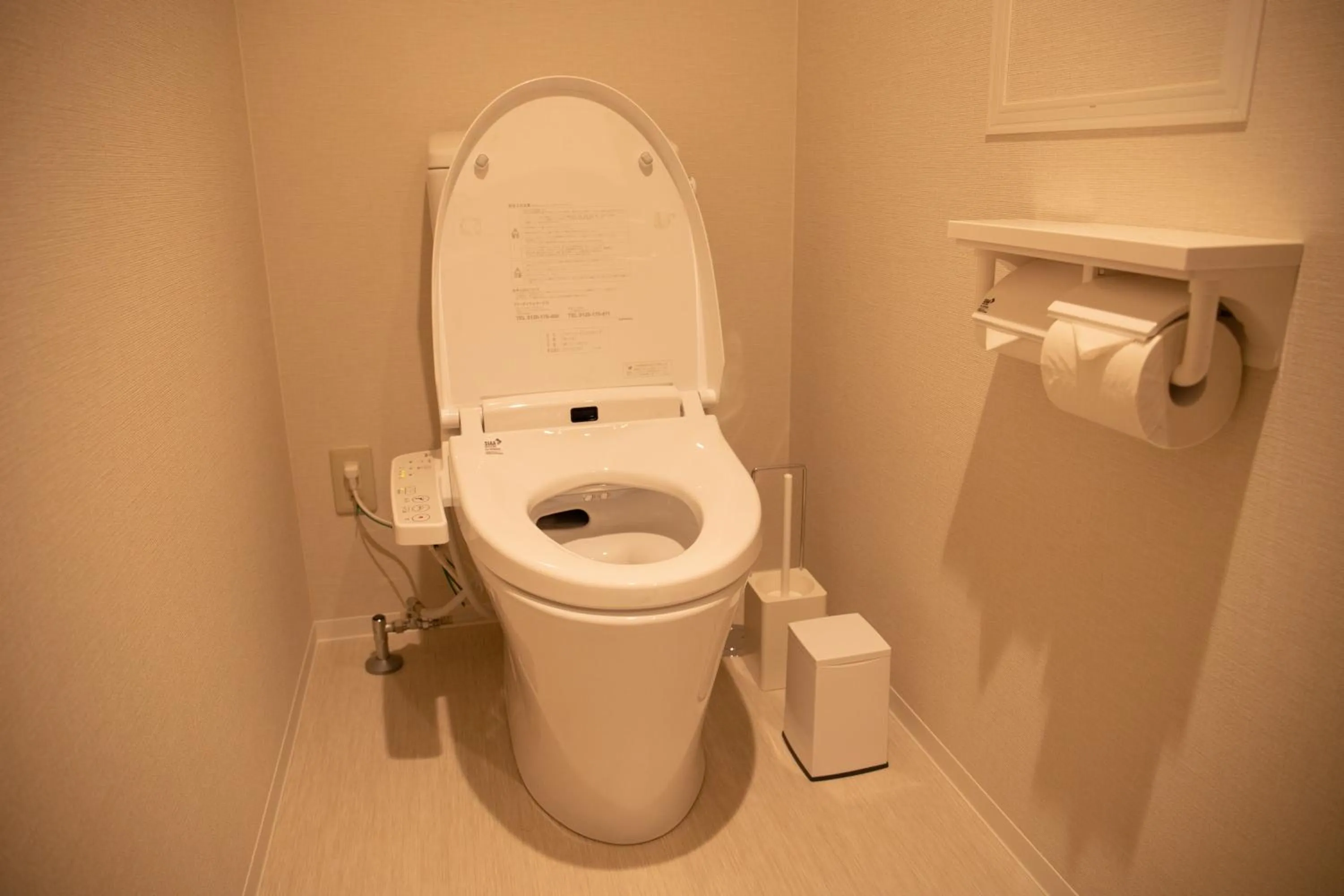 Toilet in GRAND HOSTEL LDK Osaka Shinsaibashi - Former The Stay OSAKA Shinsaibashi