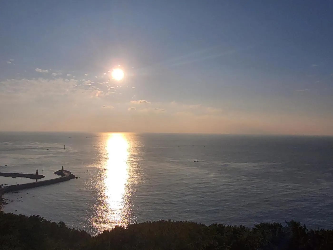 Sunrise in Suntree Hotel