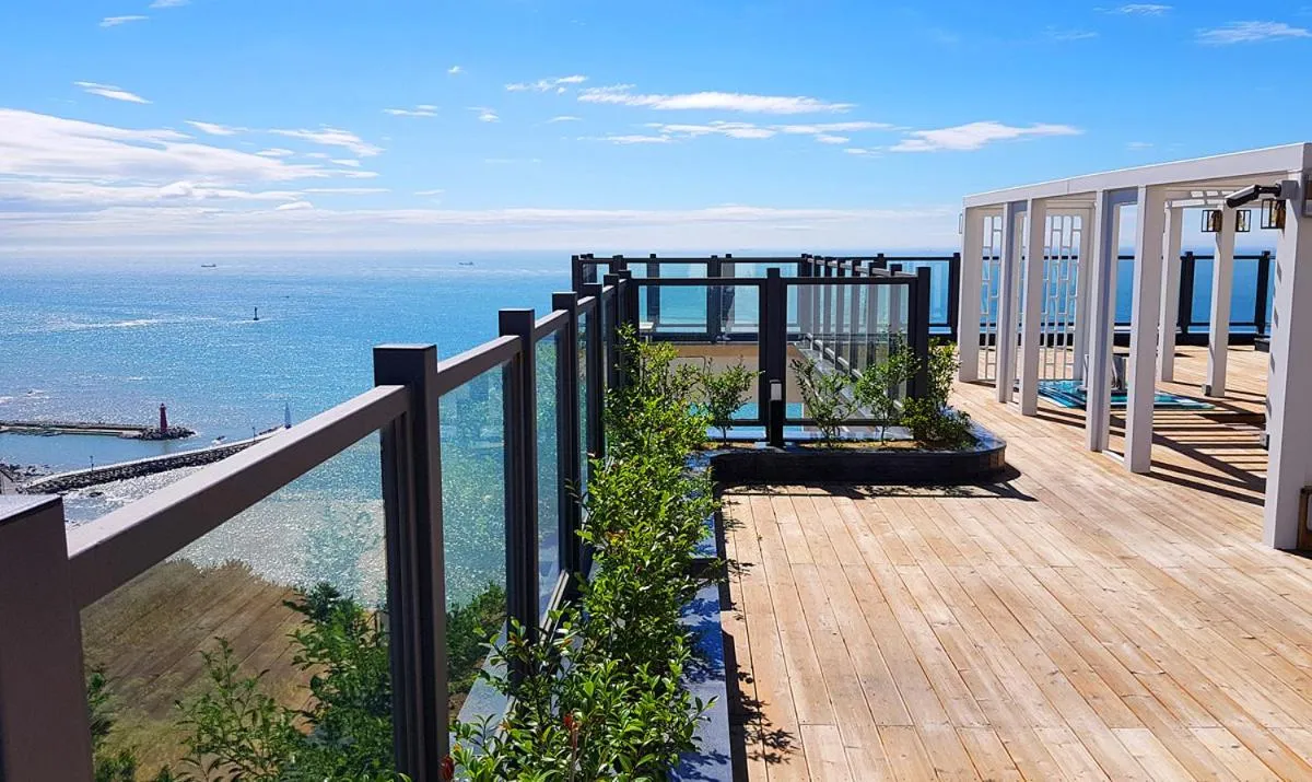 Balcony/Terrace in Suntree Hotel