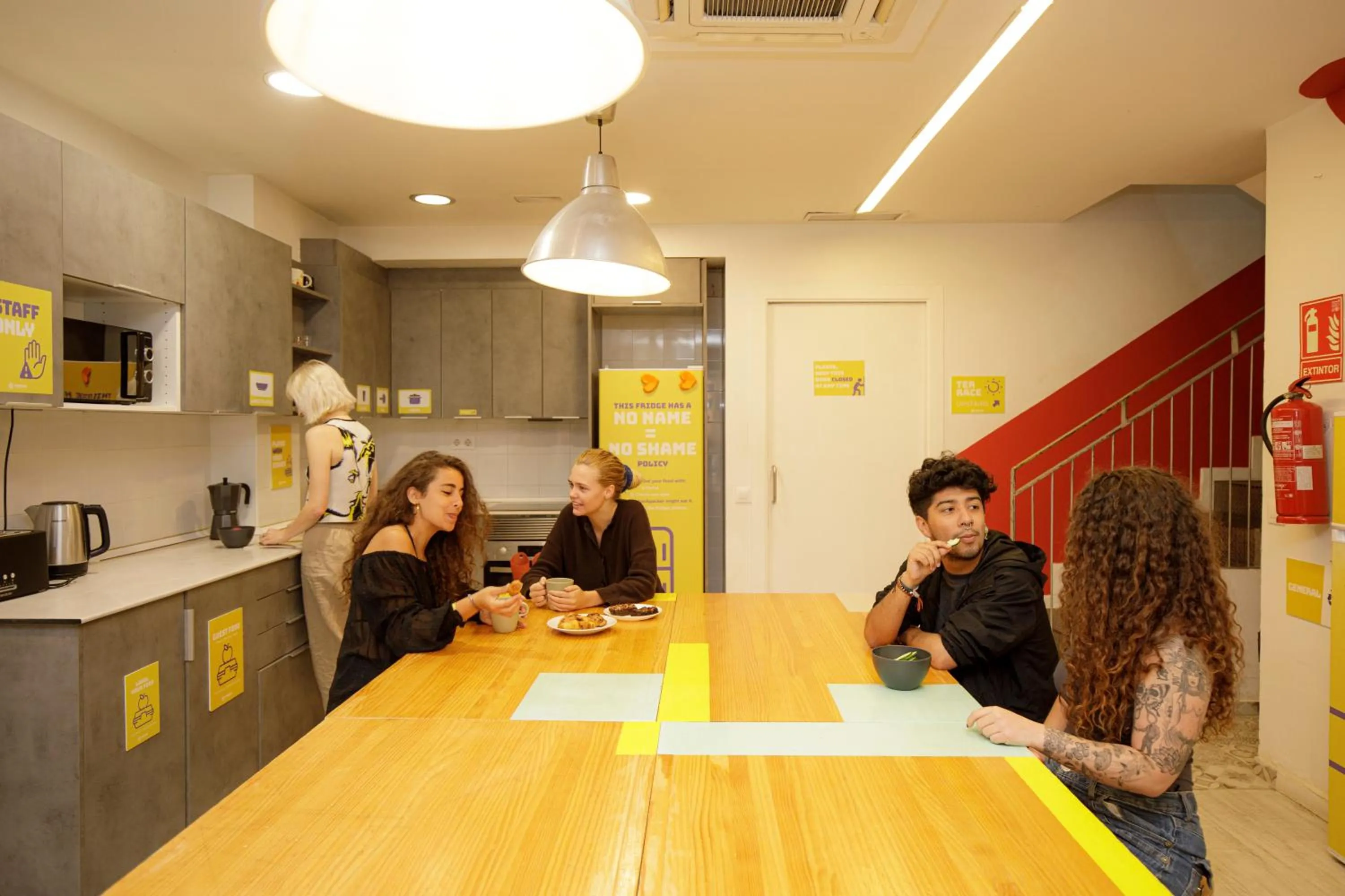 People in Onefam Ramblas