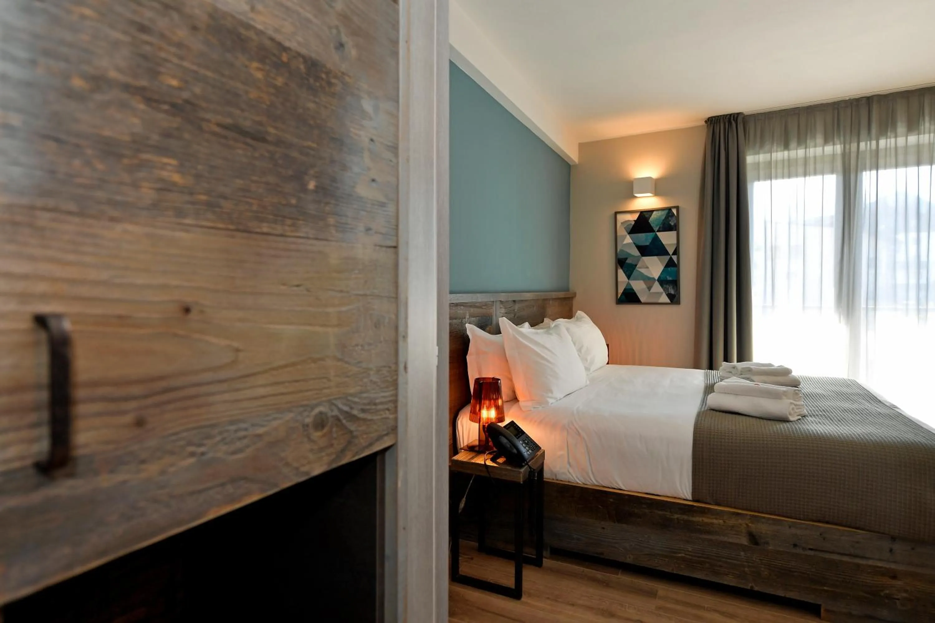 Photo of the whole room, Bed in Du Parc Hotel