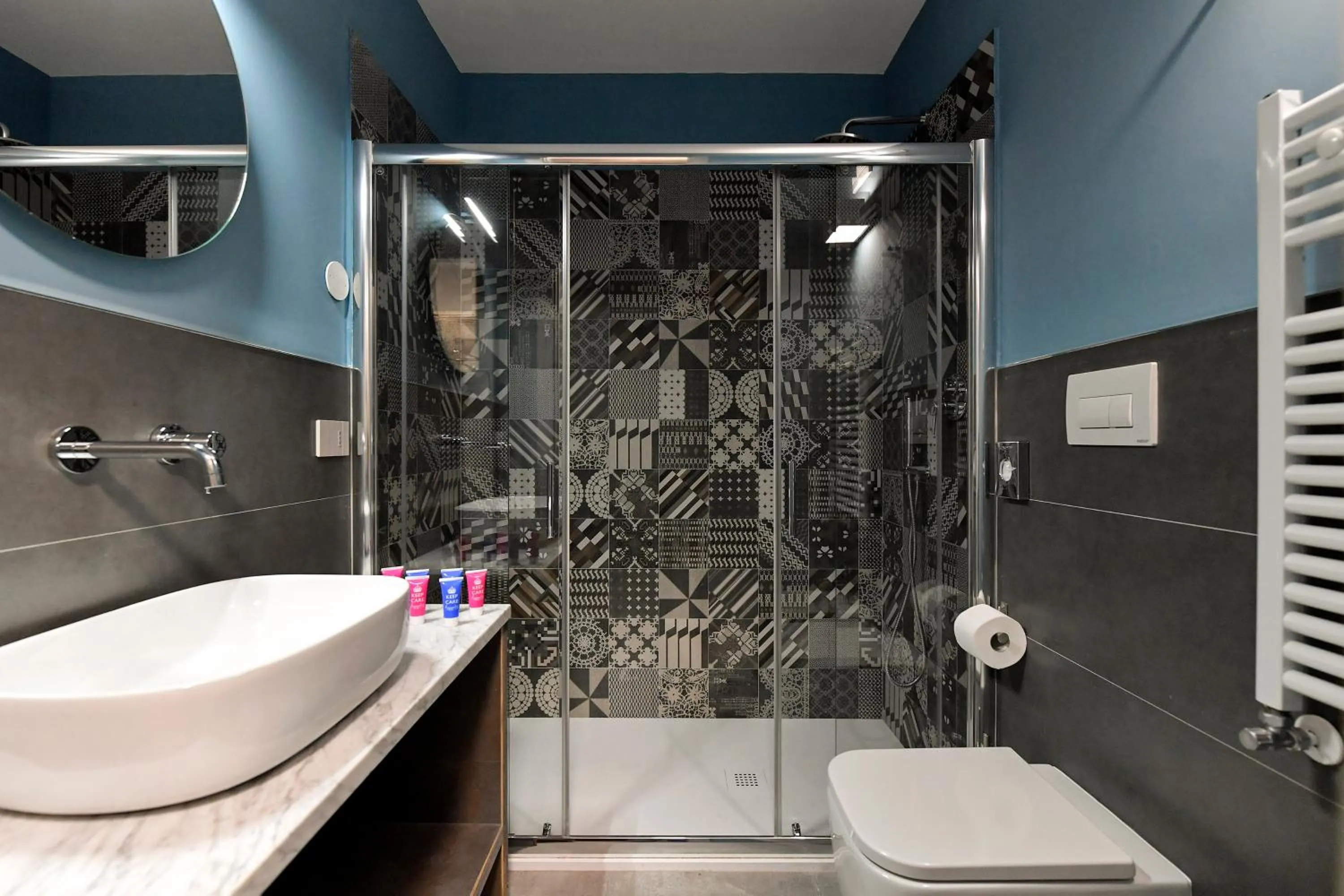 Bathroom in Du Parc Hotel