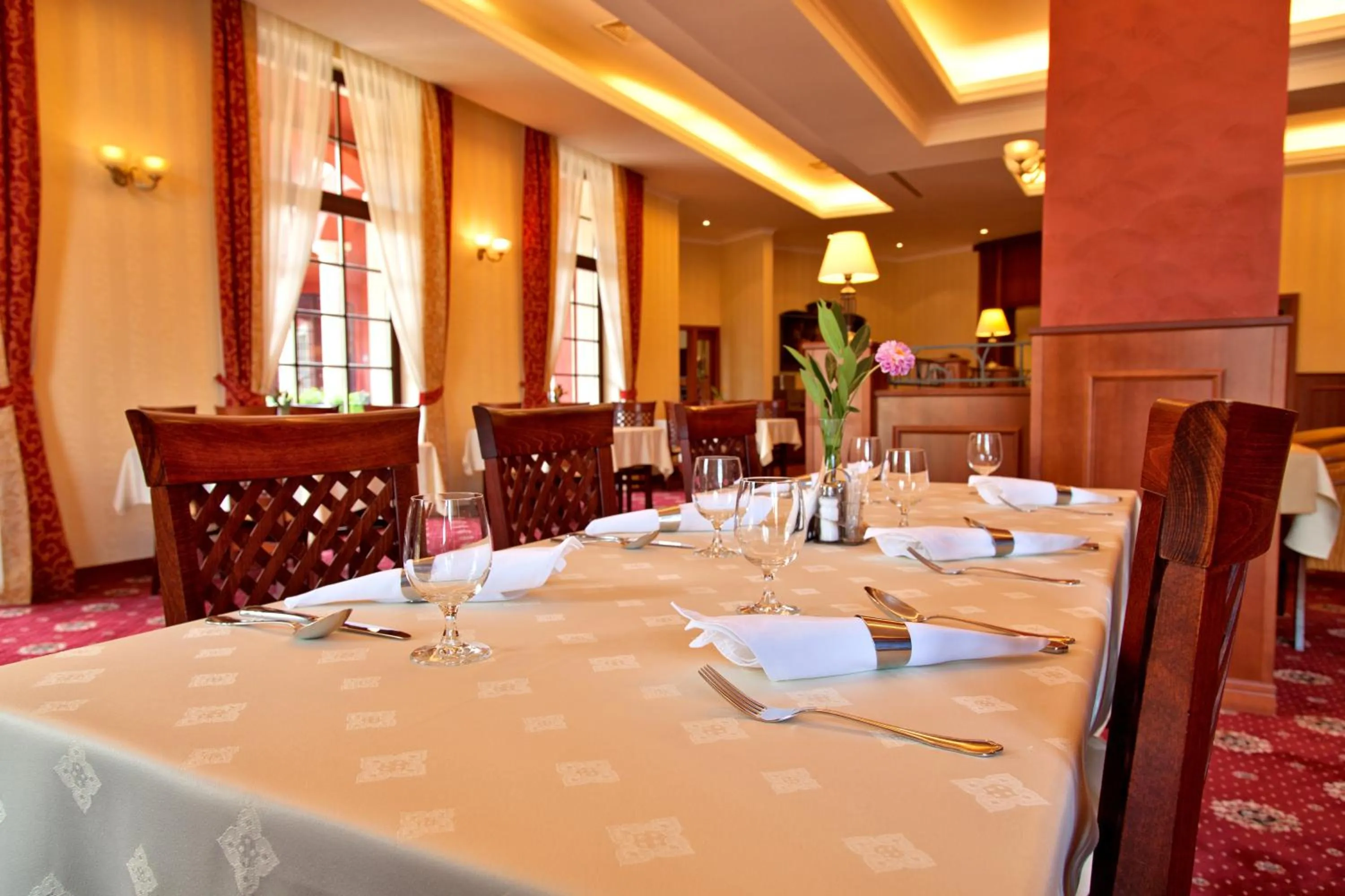Restaurant/Places to Eat in Hotel sv. Ludmila
