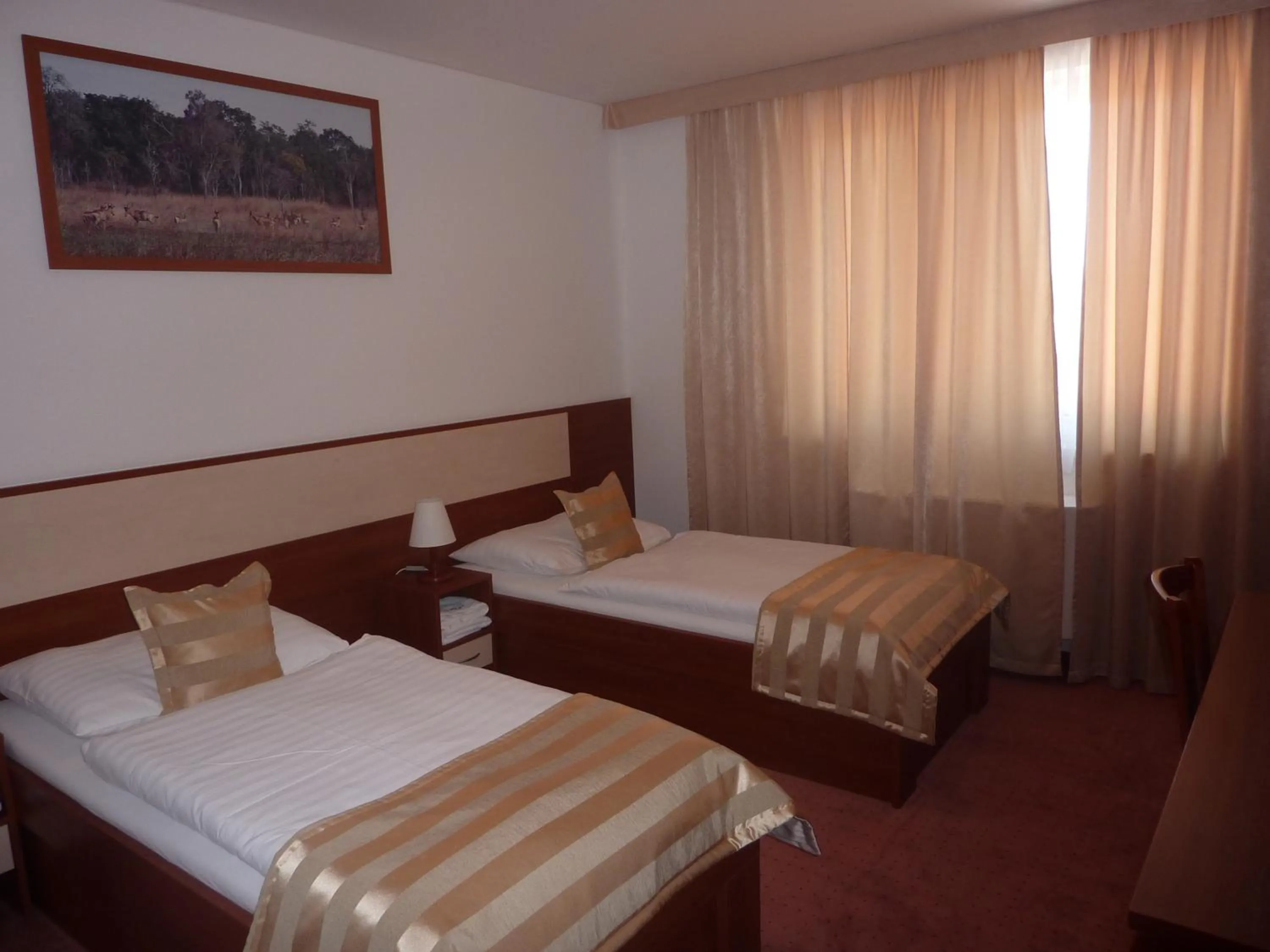 Bed in Hotel Auto Jas