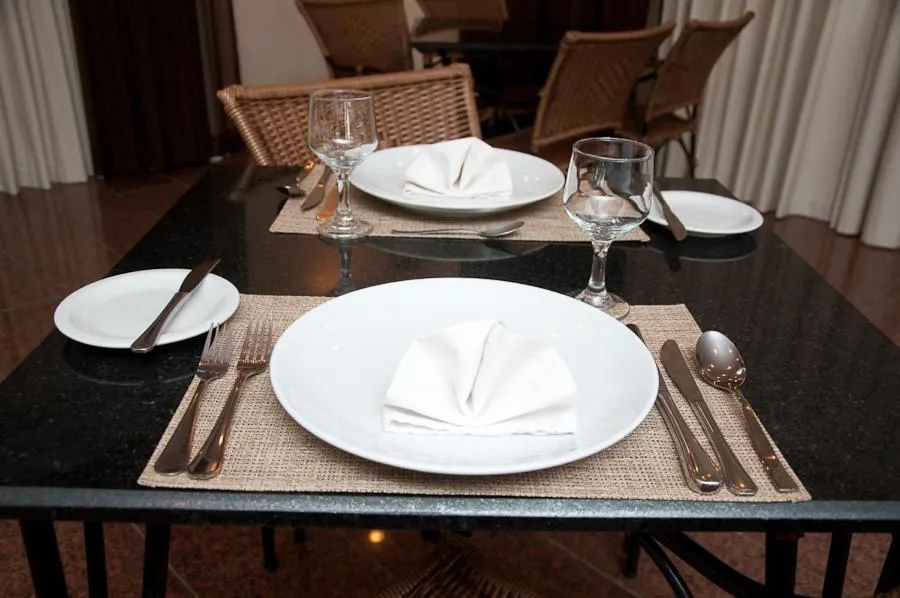 Food and drinks in Plaza Suite Hotel