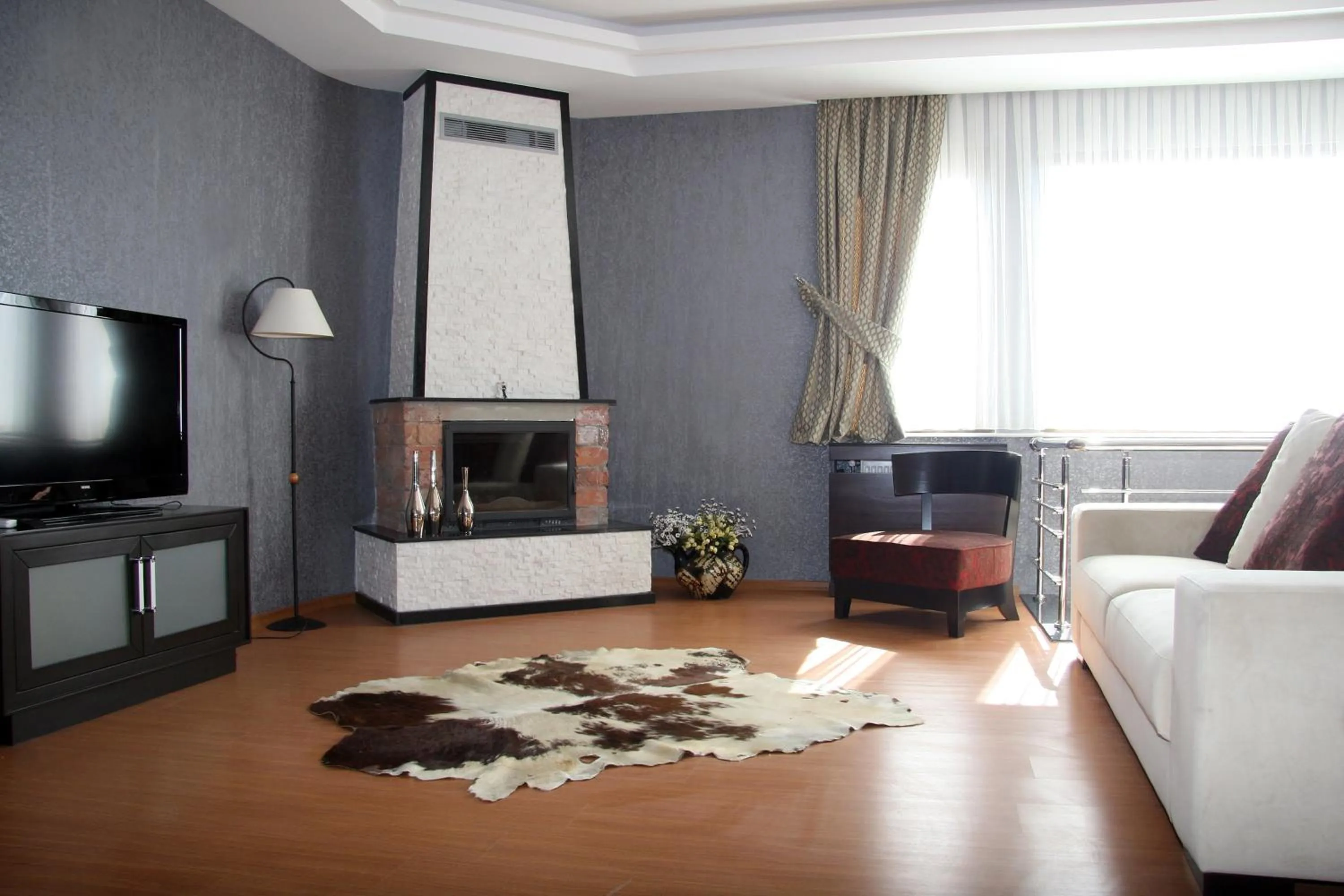 Living room in Asrin Park Hotel & Spa Convention Center