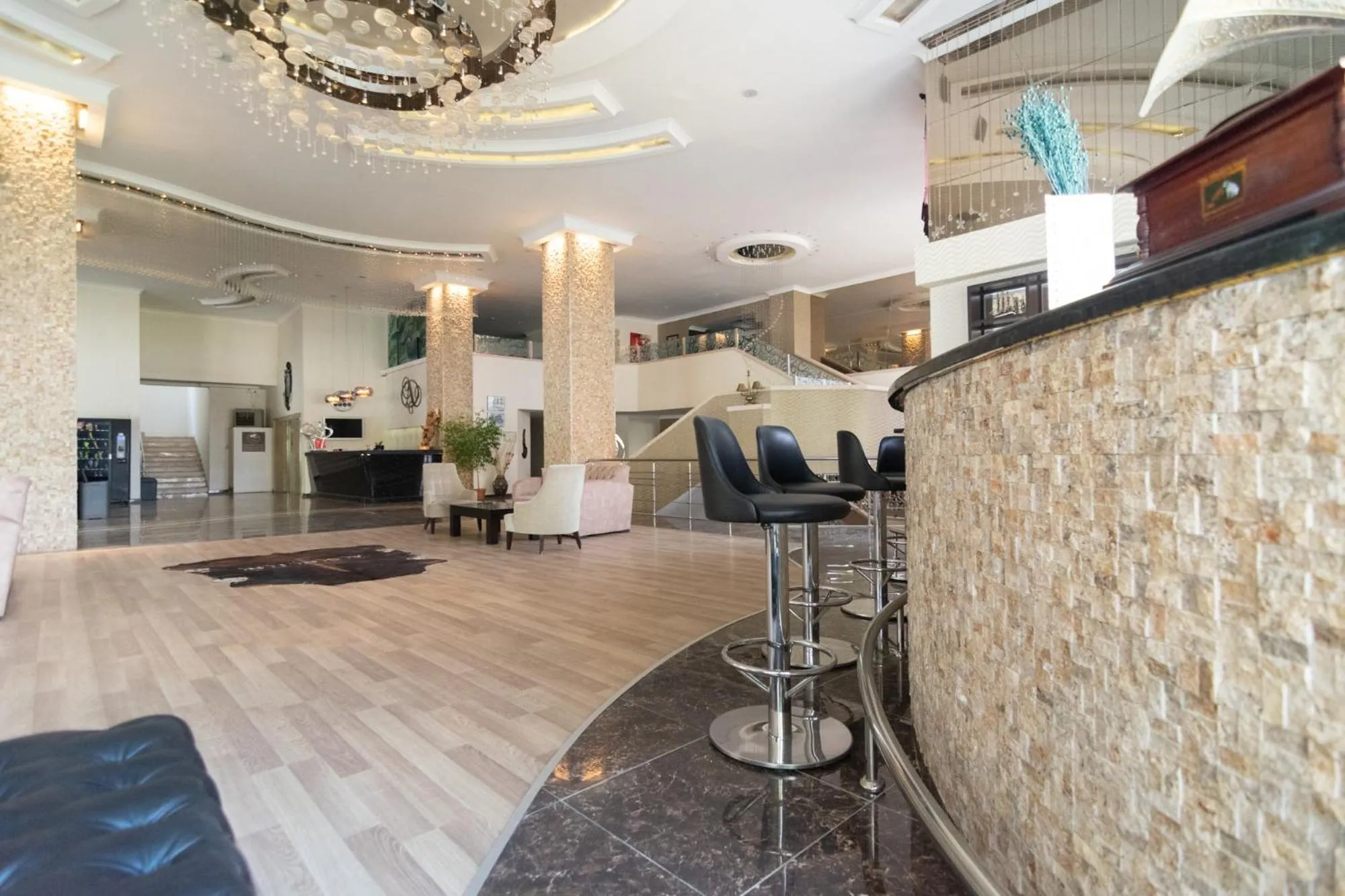 Asrin Park Hotel & Spa Convention Center