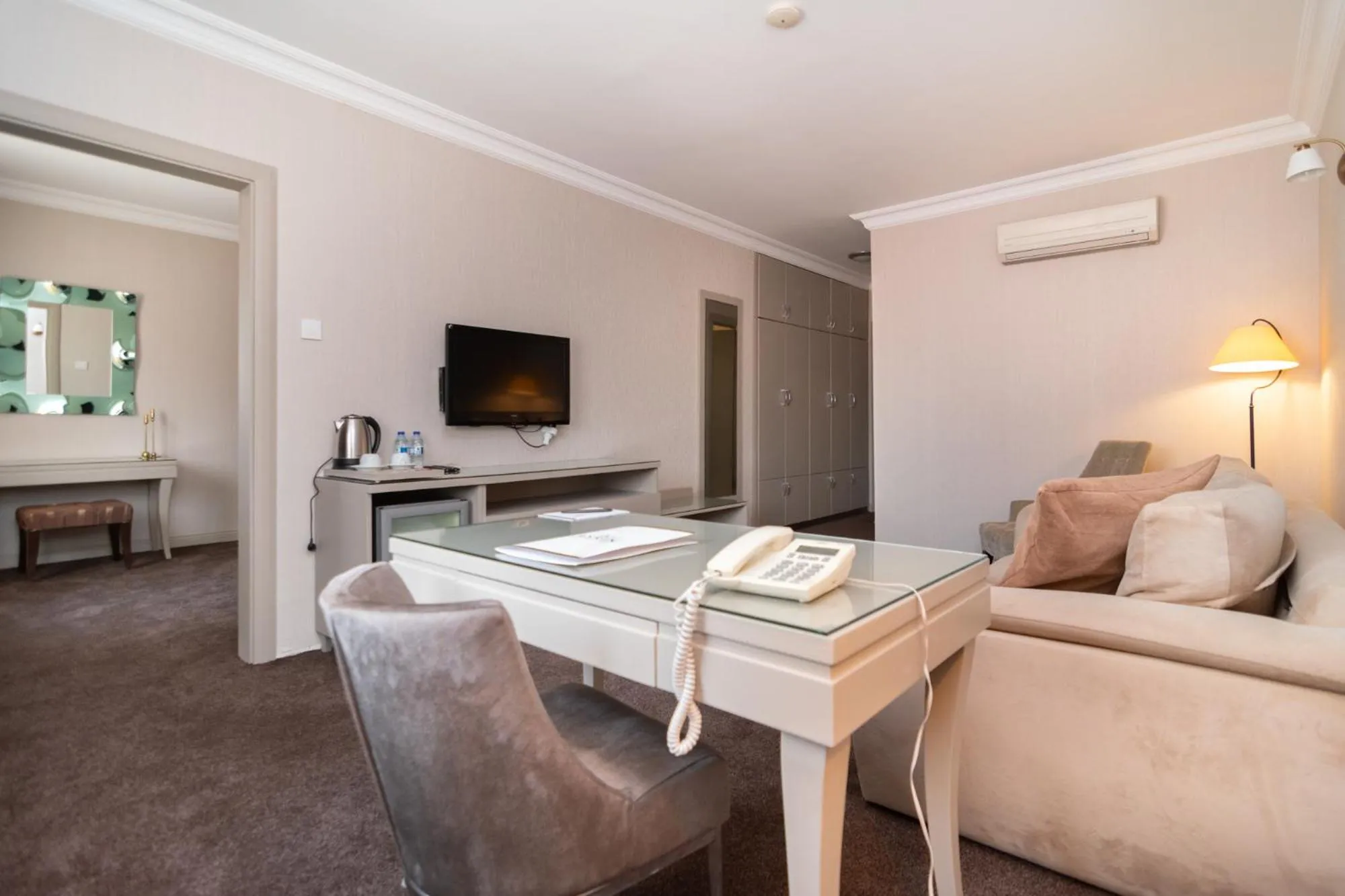 Asrin Park Hotel & Spa Convention Center