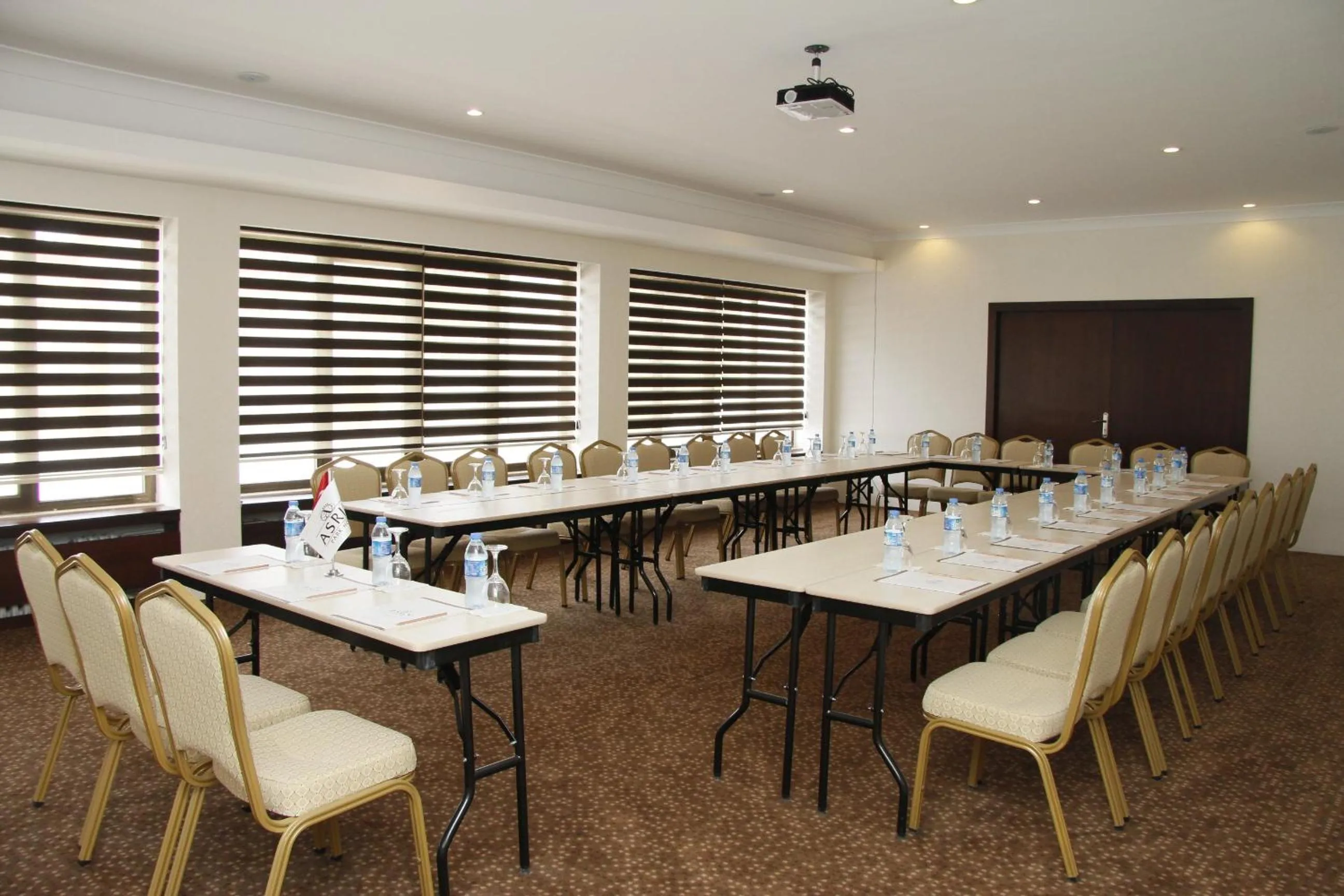 Business facilities in Asrin Park Hotel & Spa Convention Center