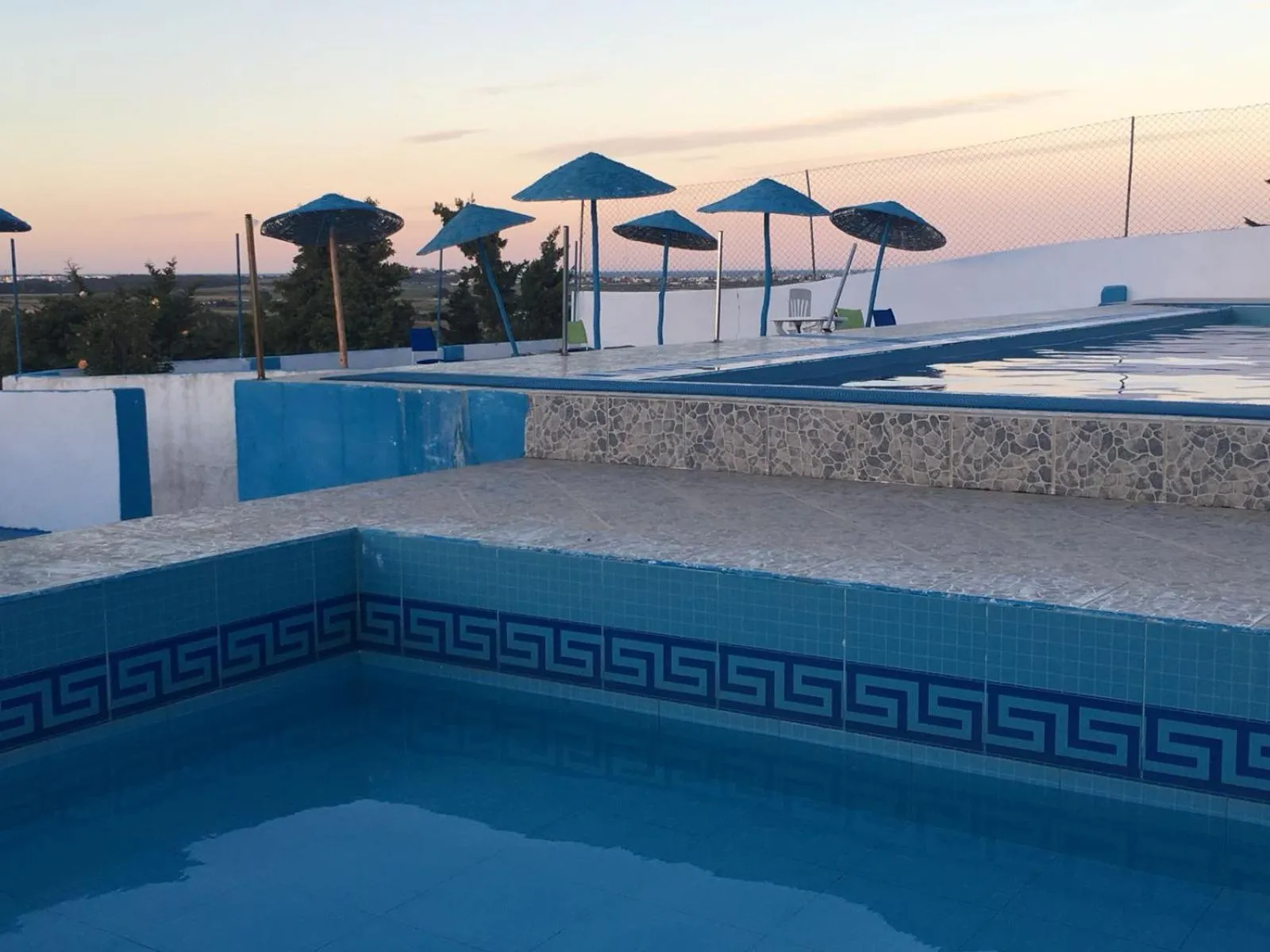 Swimming pool in Maliana Star