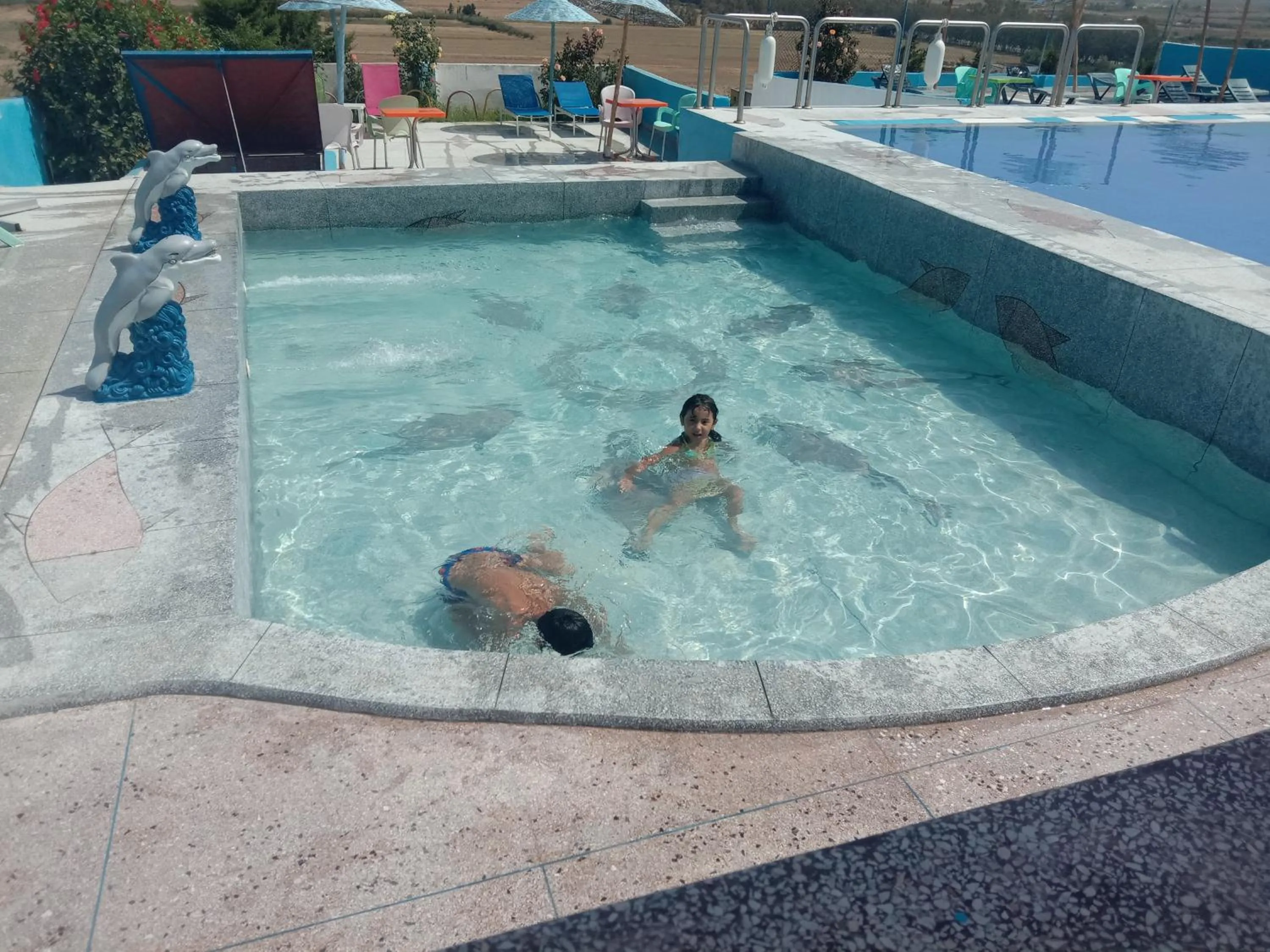 Swimming pool in Maliana Star