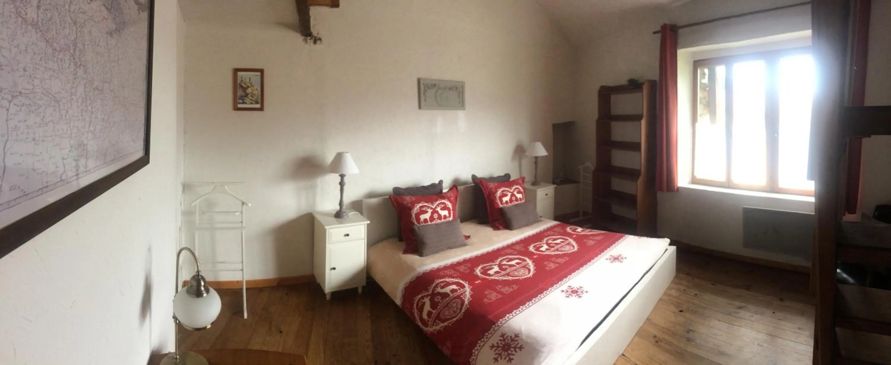 Photo of the whole room, Bed in Les Granges d'Ignaux