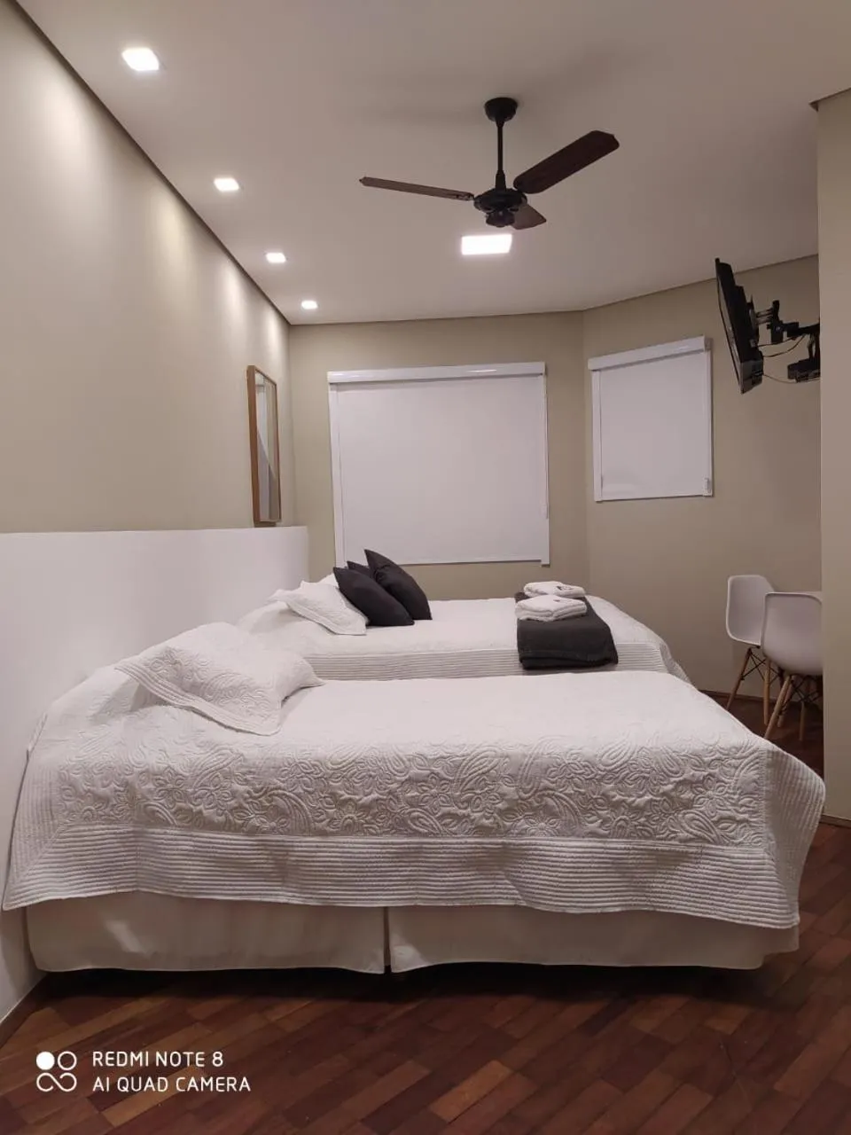 Bedroom, Bed in Café Palace Hotel