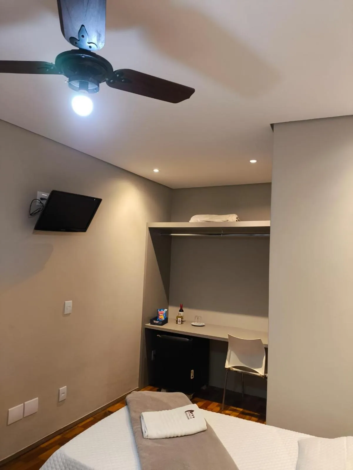 Bed in Café Palace Hotel