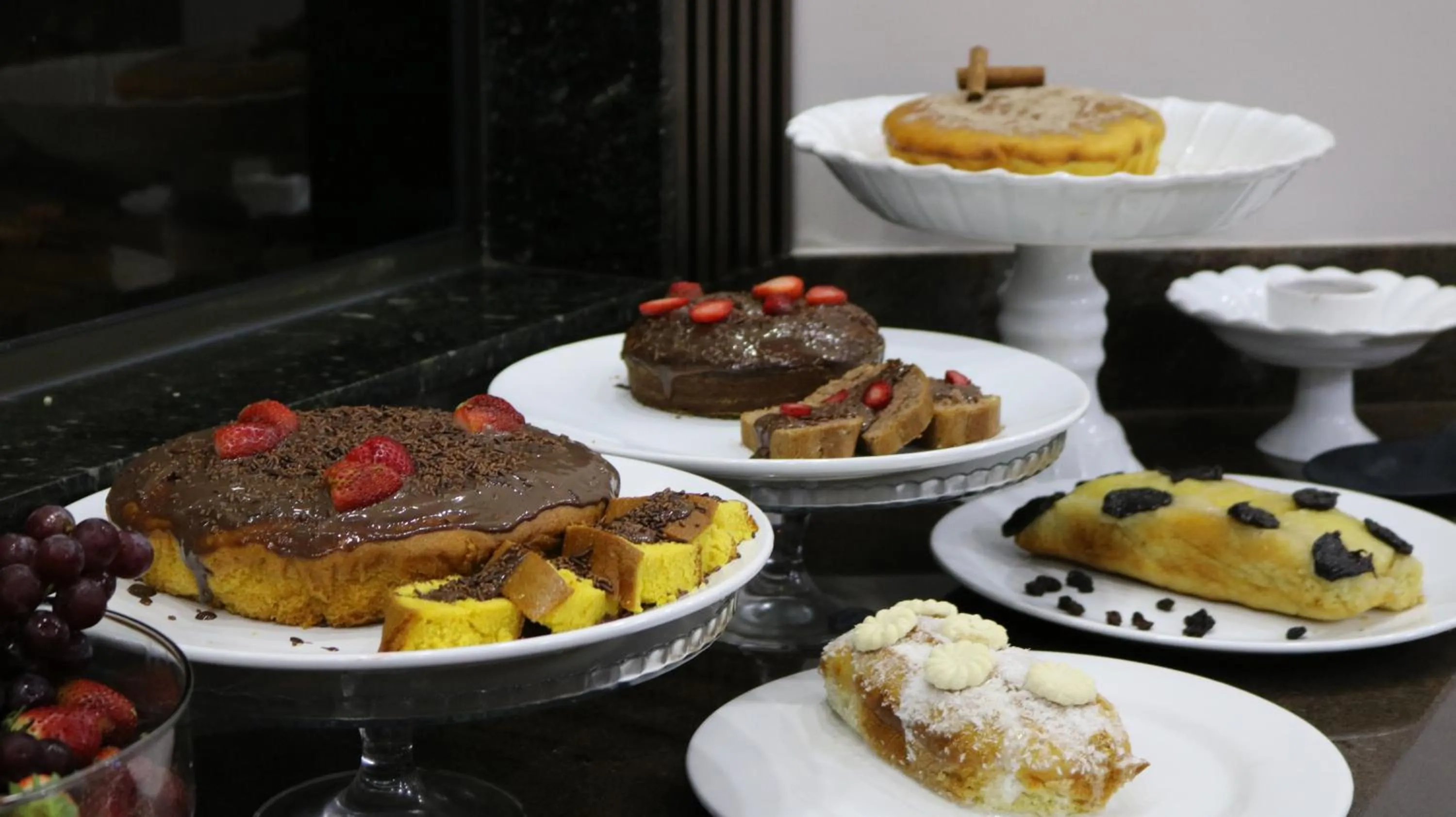 Restaurant/places to eat in Café Palace Hotel