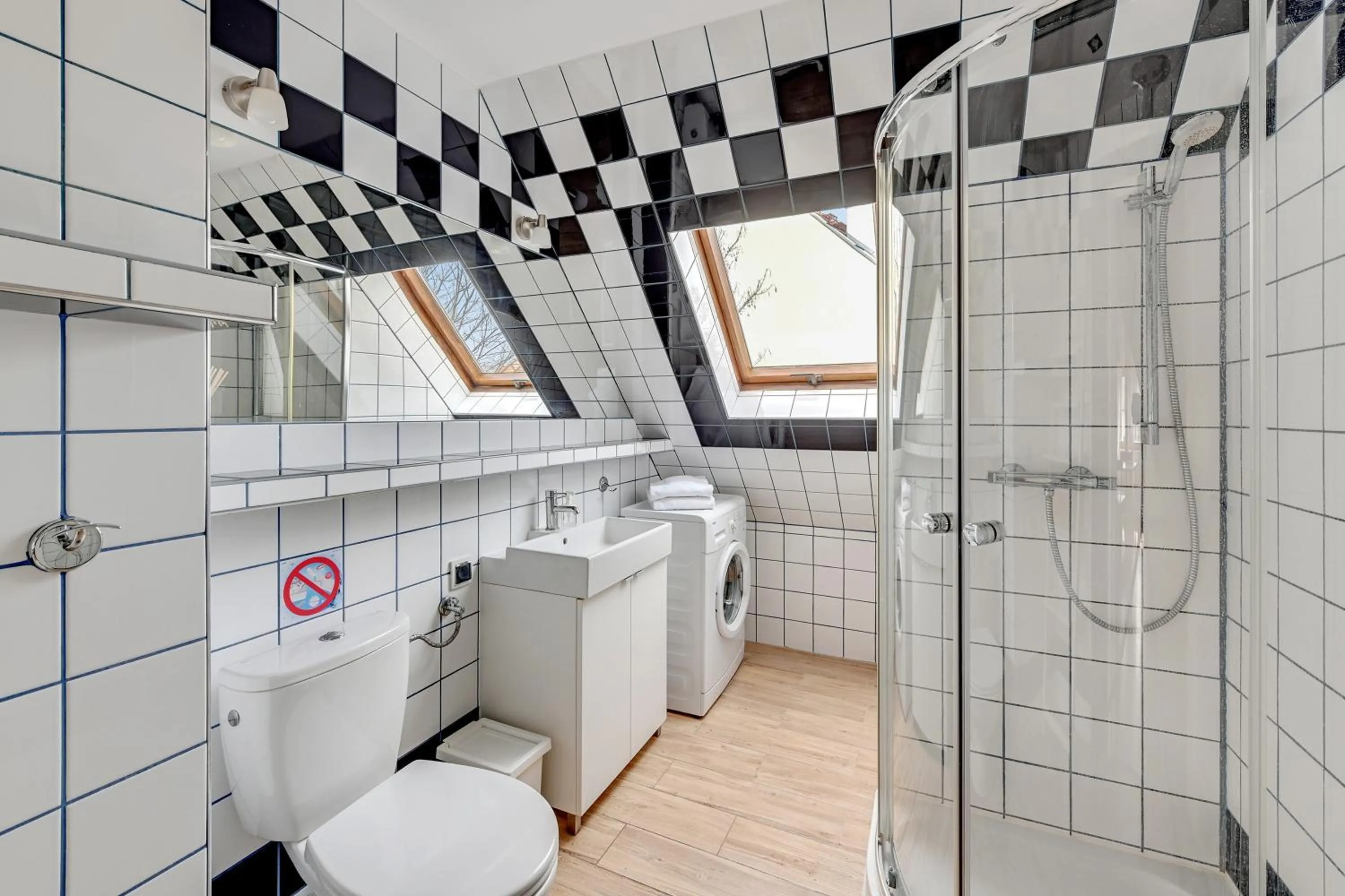 Bathroom in Grand Apartments - Happy Loft Apartment