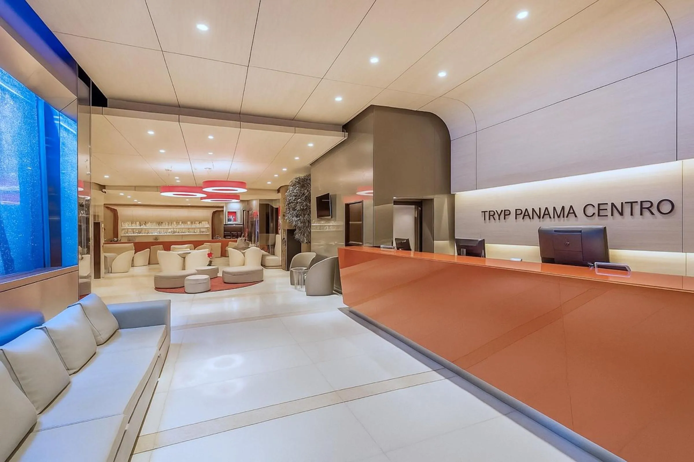 Lobby or reception in Tryp by Wyndham Panama Centro