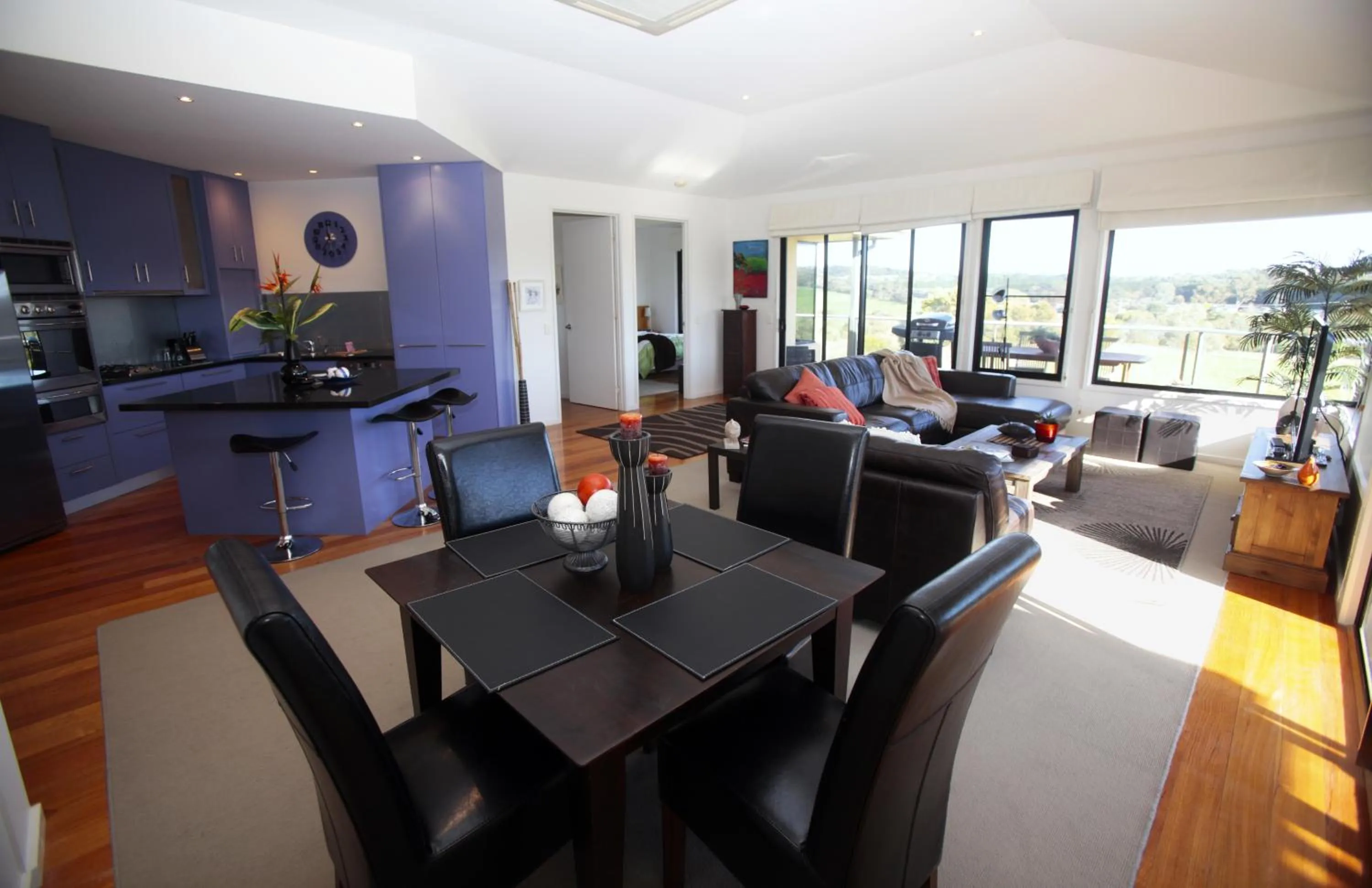 Dining area in Hilltop Apartments Phillip Island