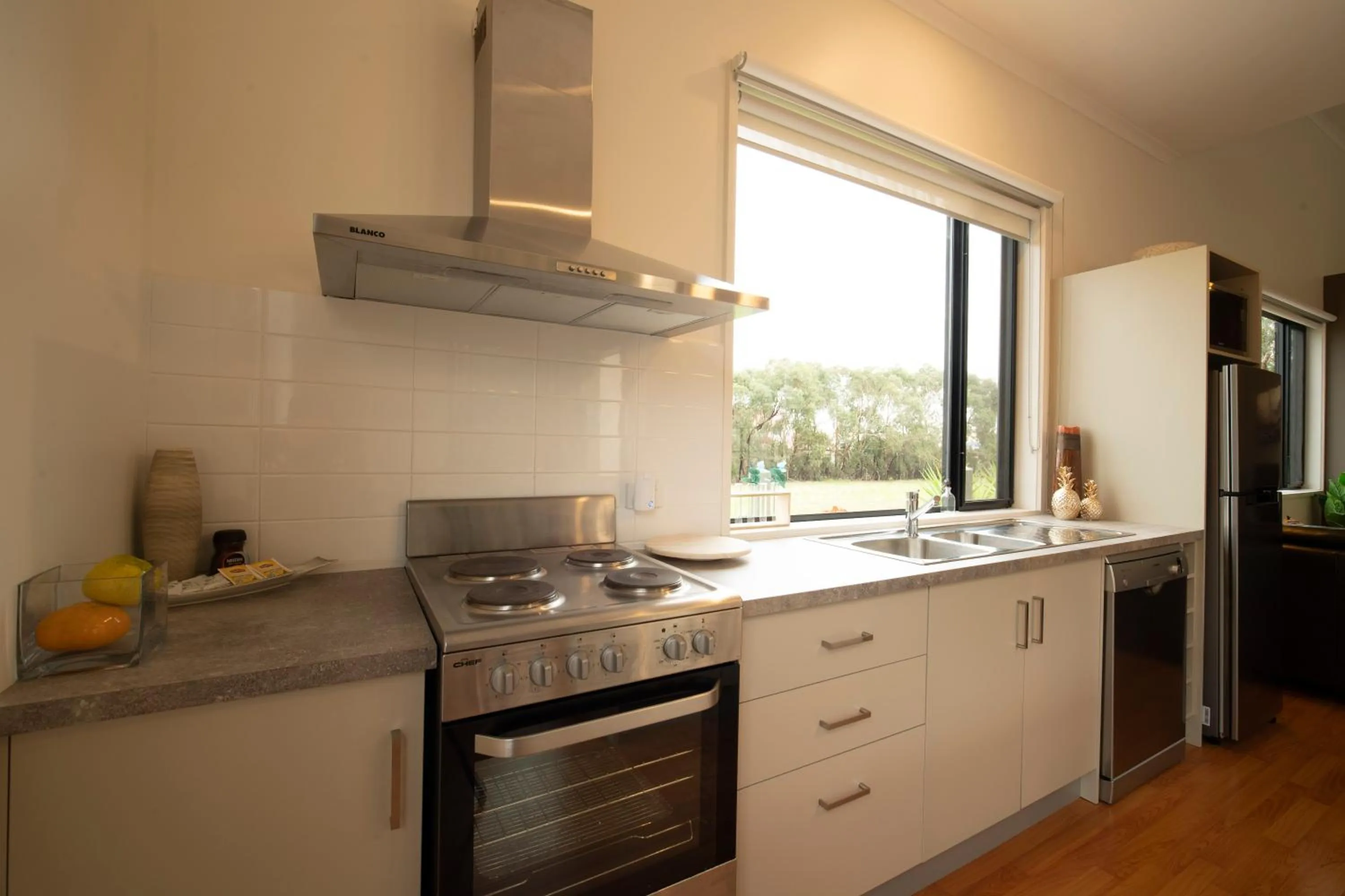 Kitchen or kitchenette in Hilltop Apartments Phillip Island