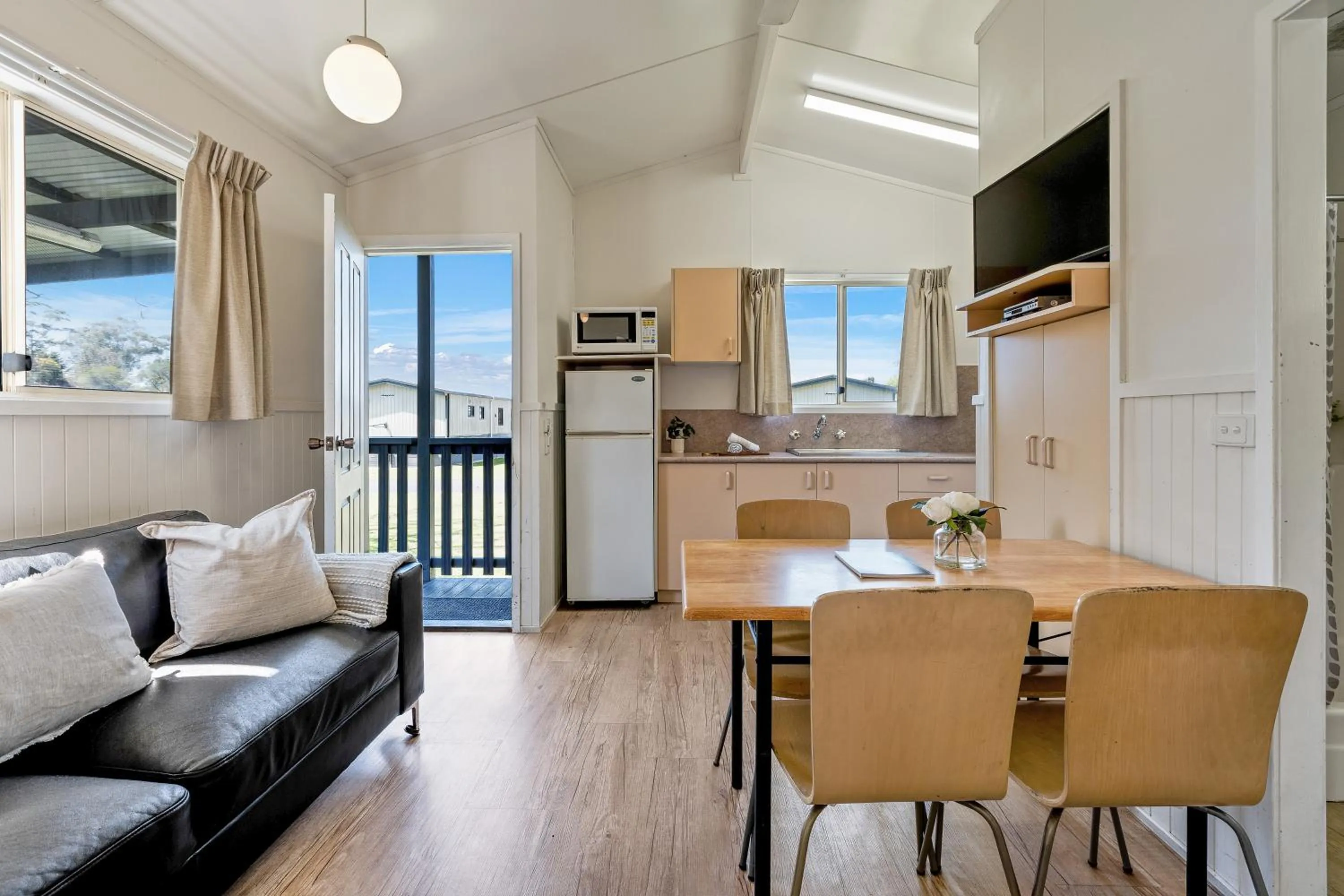 Kitchen or kitchenette in Tasman Holiday Parks - Merimbula