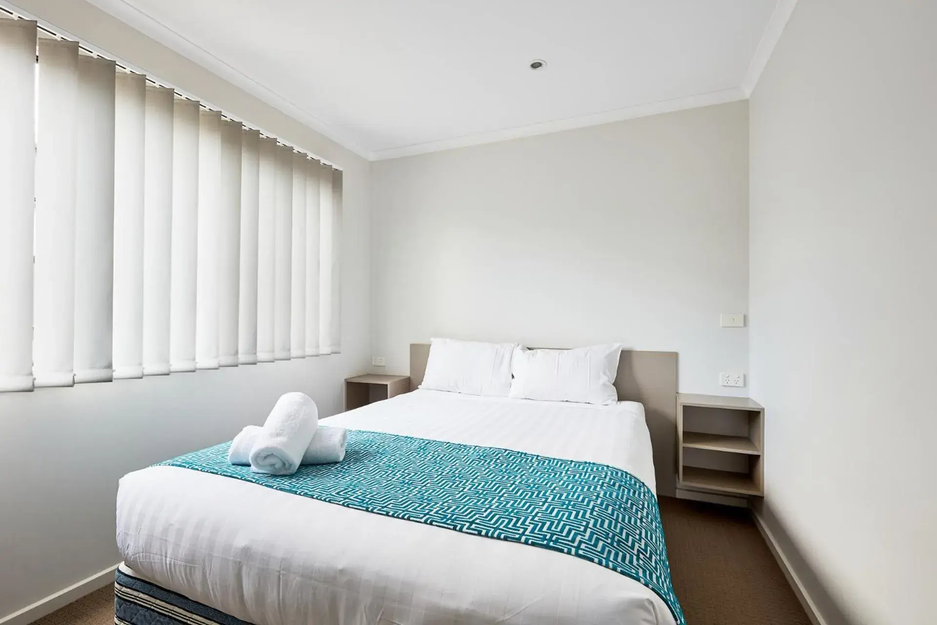 Deluxe Two-Bedroom Surfside Cabin in Torquay Foreshore Caravan Park Deluxe Two-Bedroom Surfside Cabin in Torquay Foreshore Caravan Park