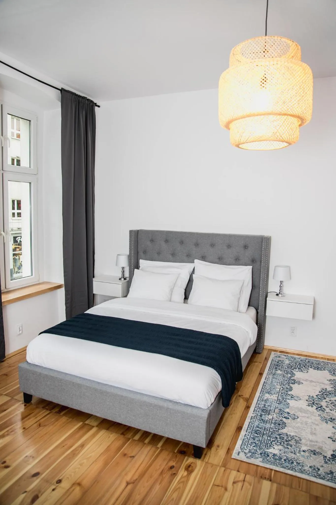 Bed in W1 Katowice