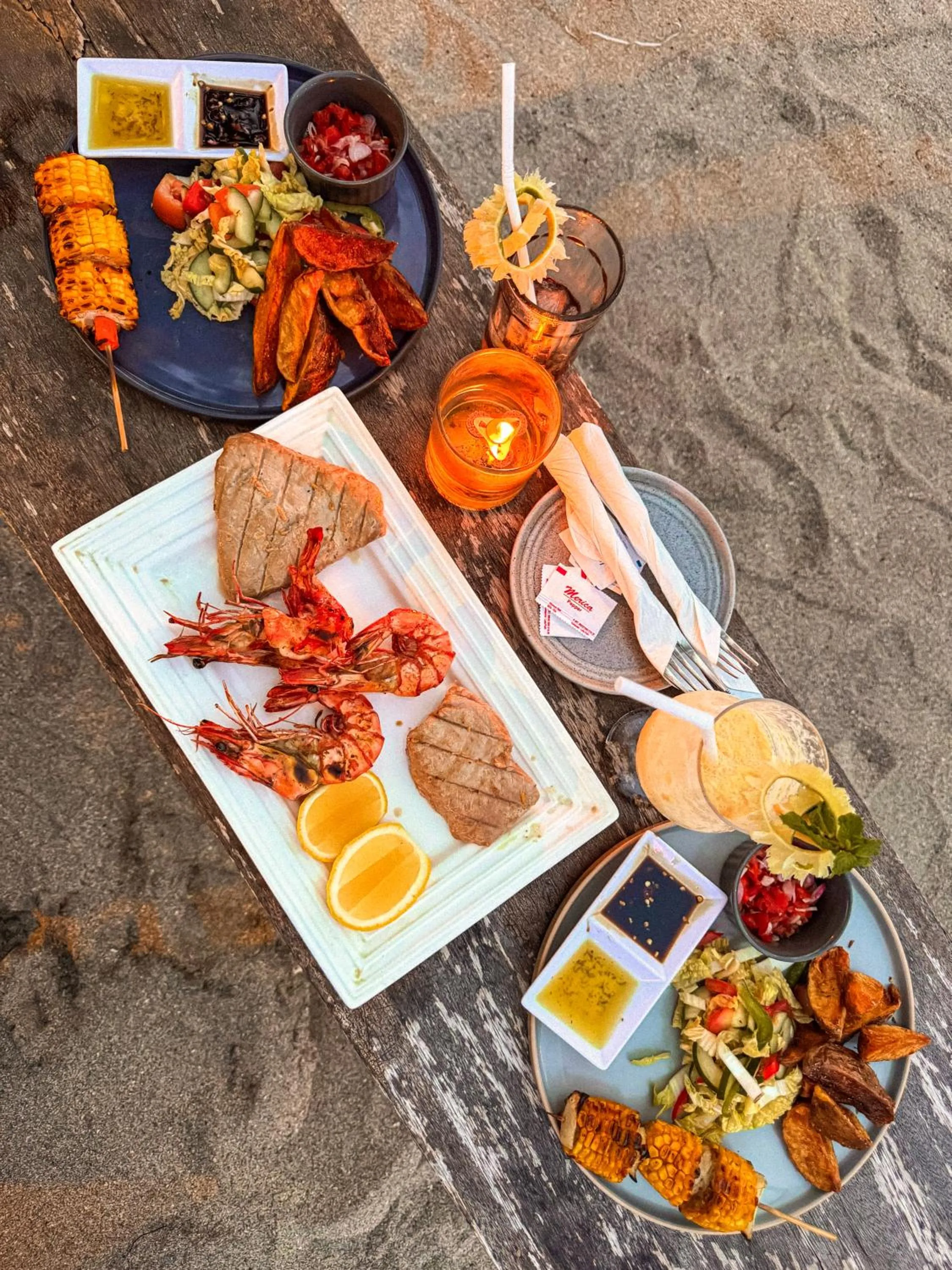 Restaurant/places to eat in Pelangi Cottages Gili Air