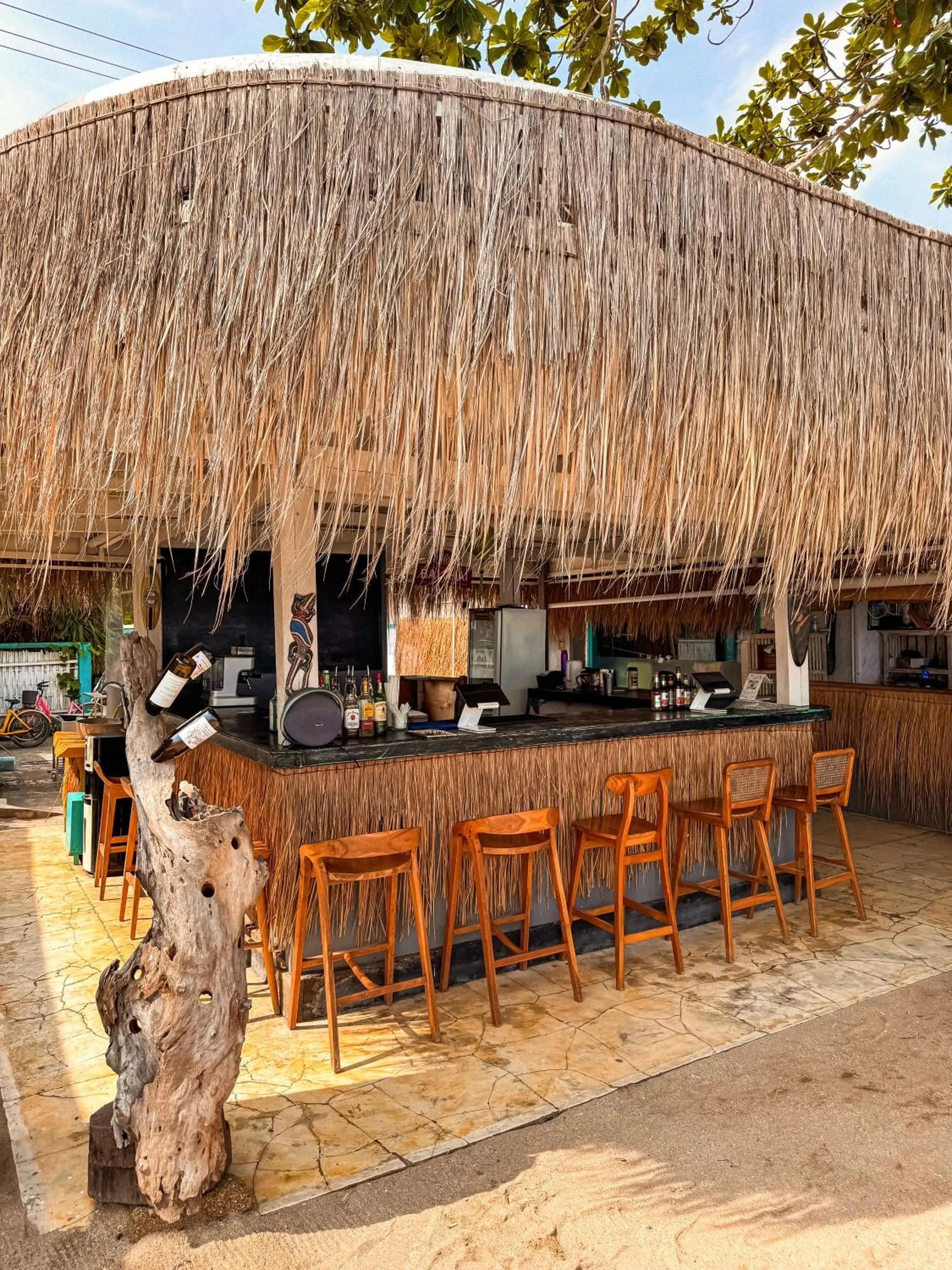 Lounge or bar in Pelangi Cottages Gili Air