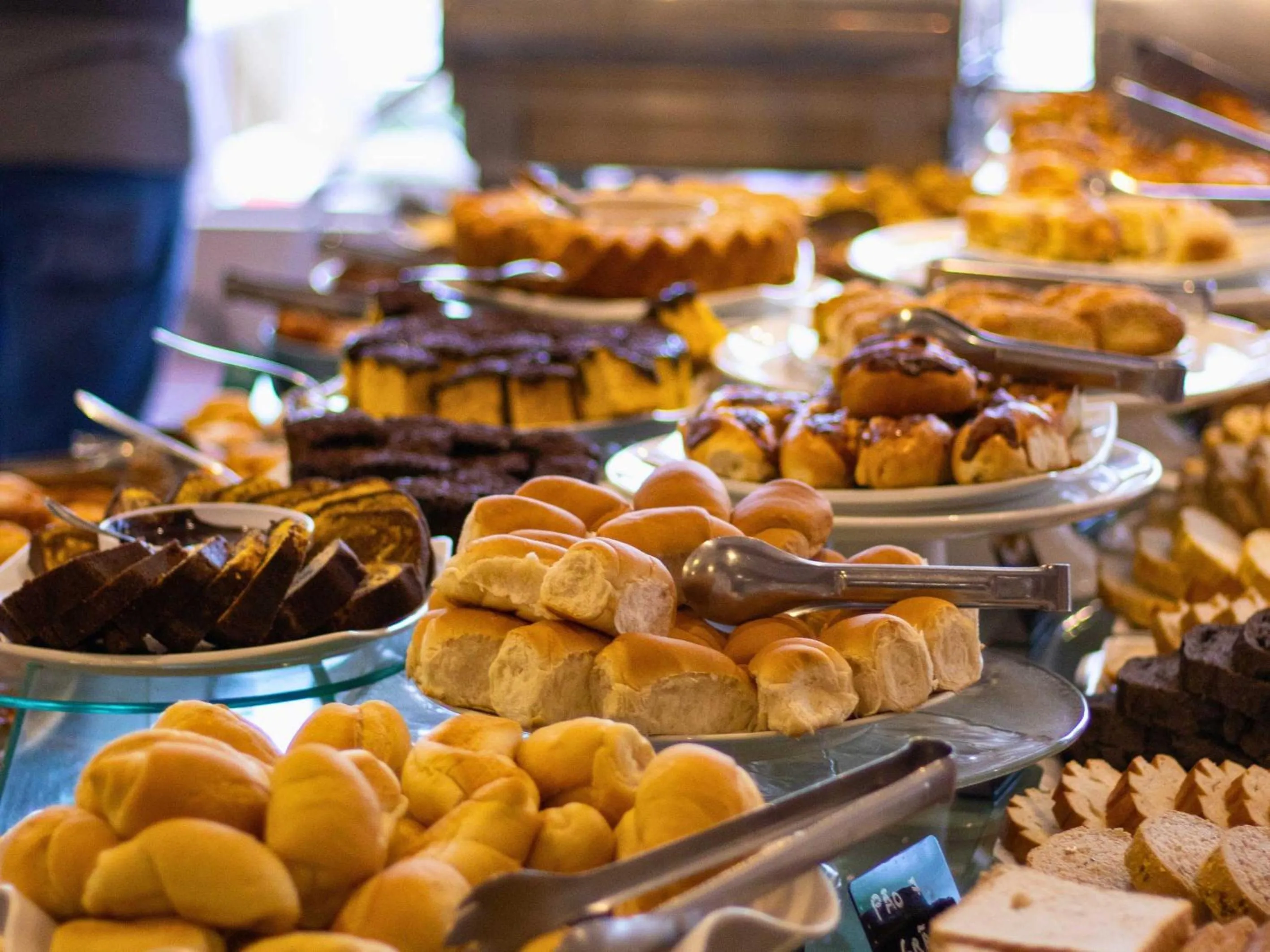 Food in Continental Inn