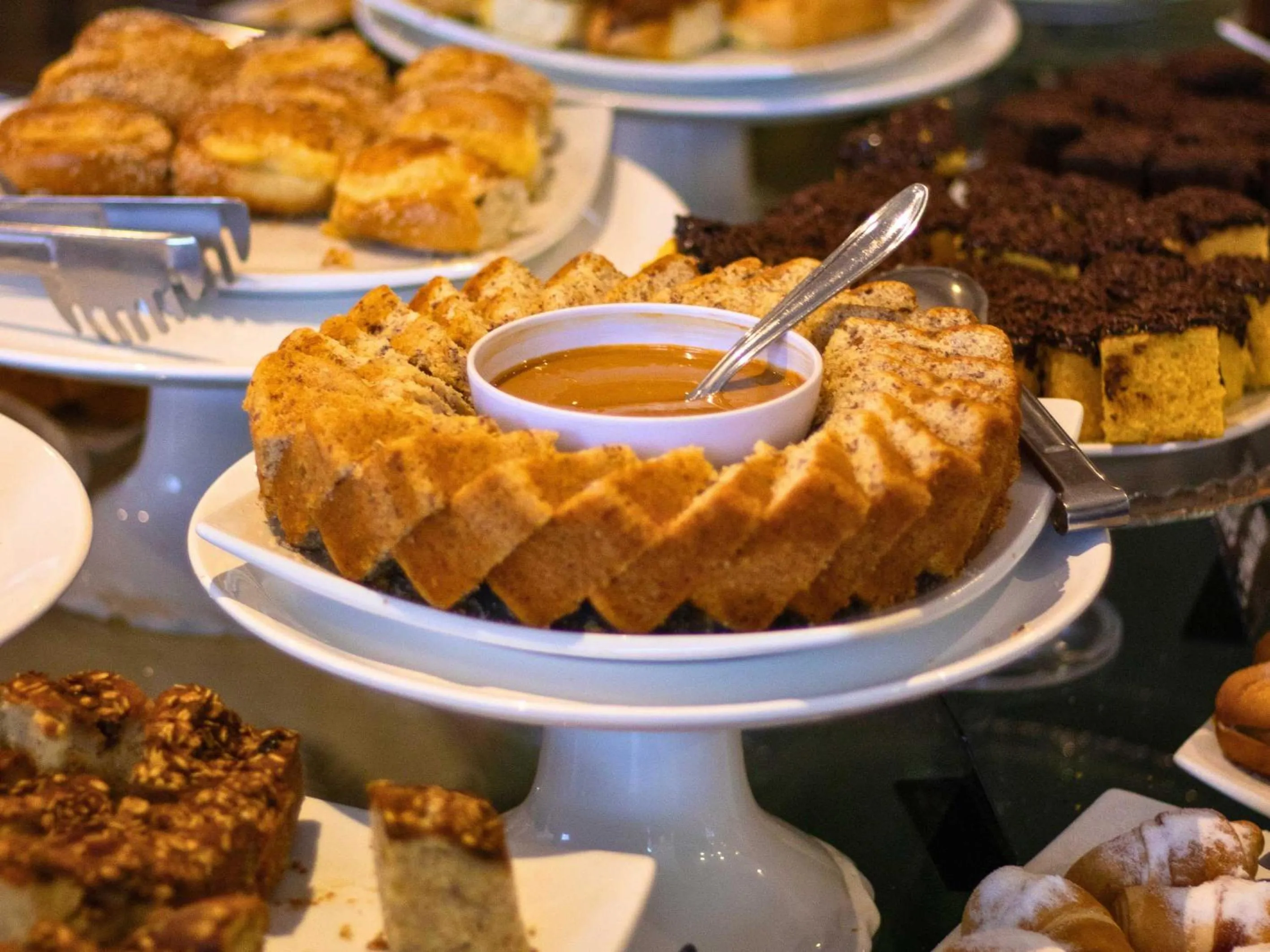 Food in Continental Inn