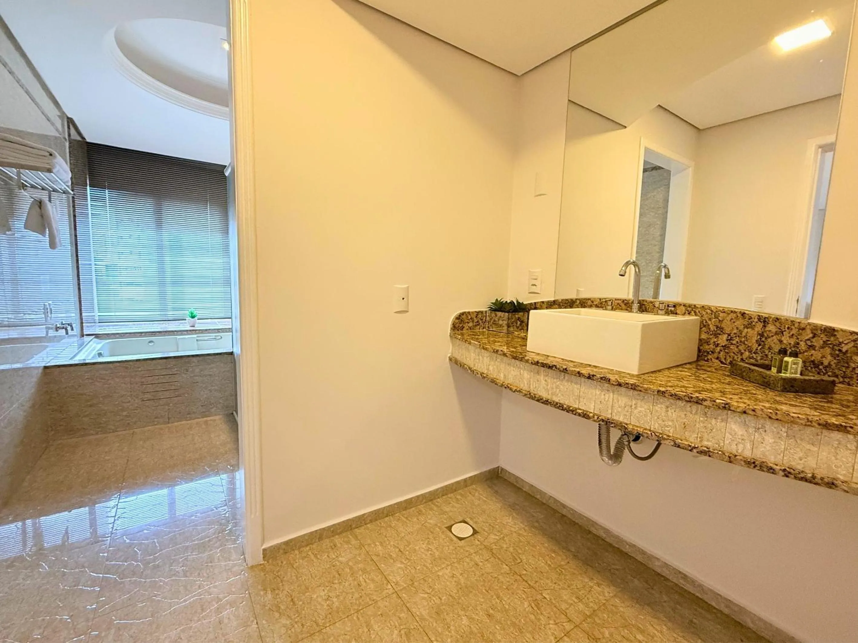 Bathroom in Continental Inn