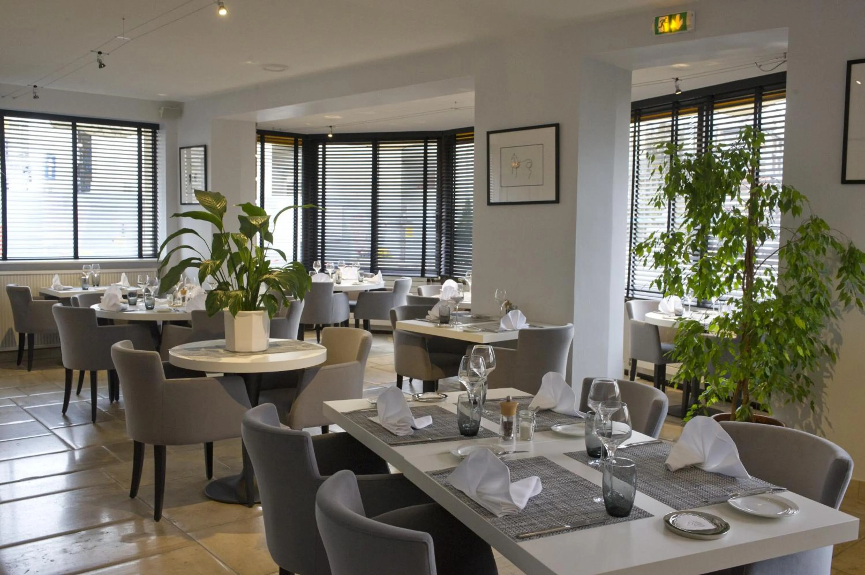 Restaurant/places to eat in Hôtel Restaurant Des Remparts