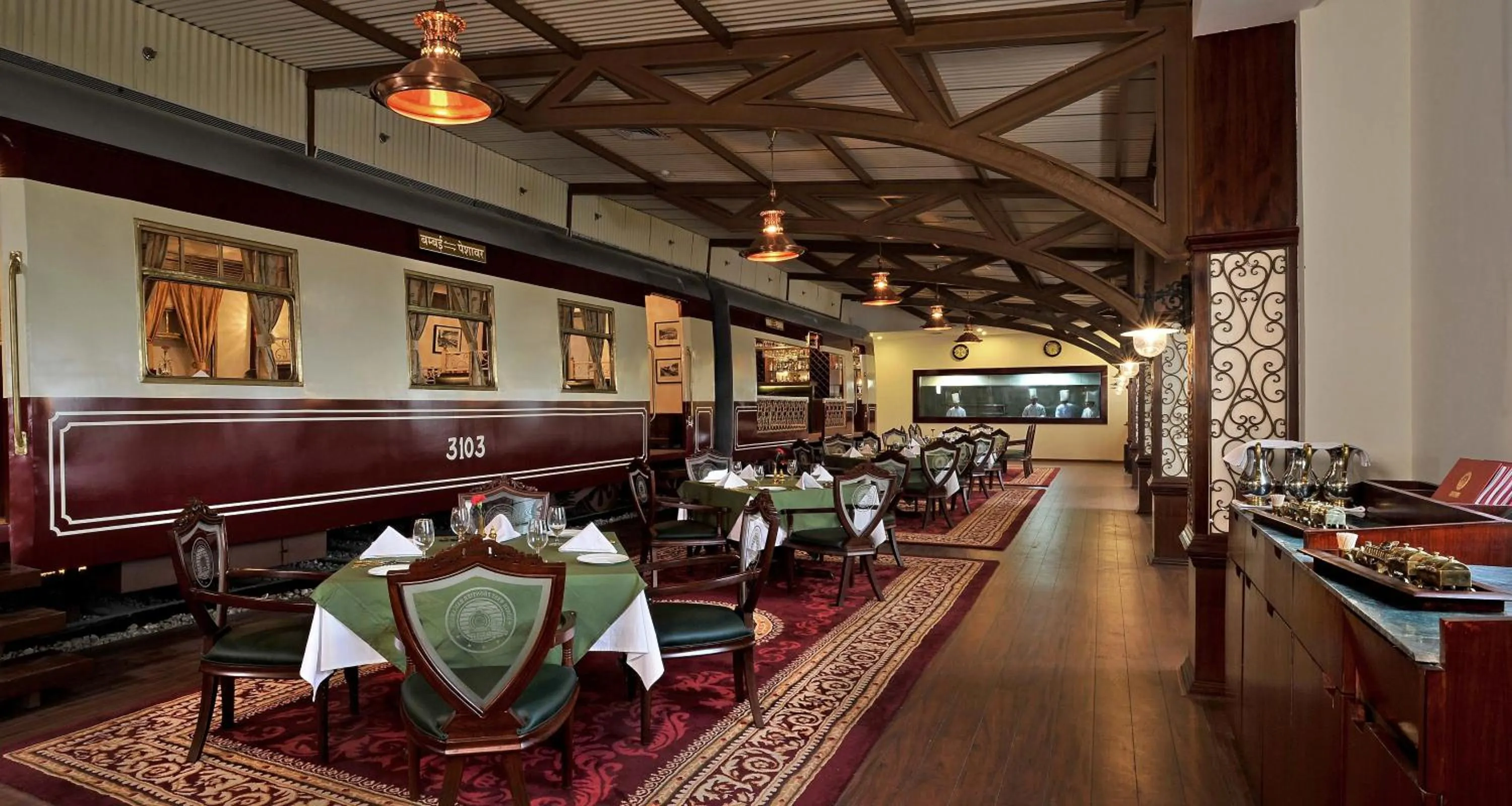 Restaurant/places to eat in Noormahal Palace Hotel