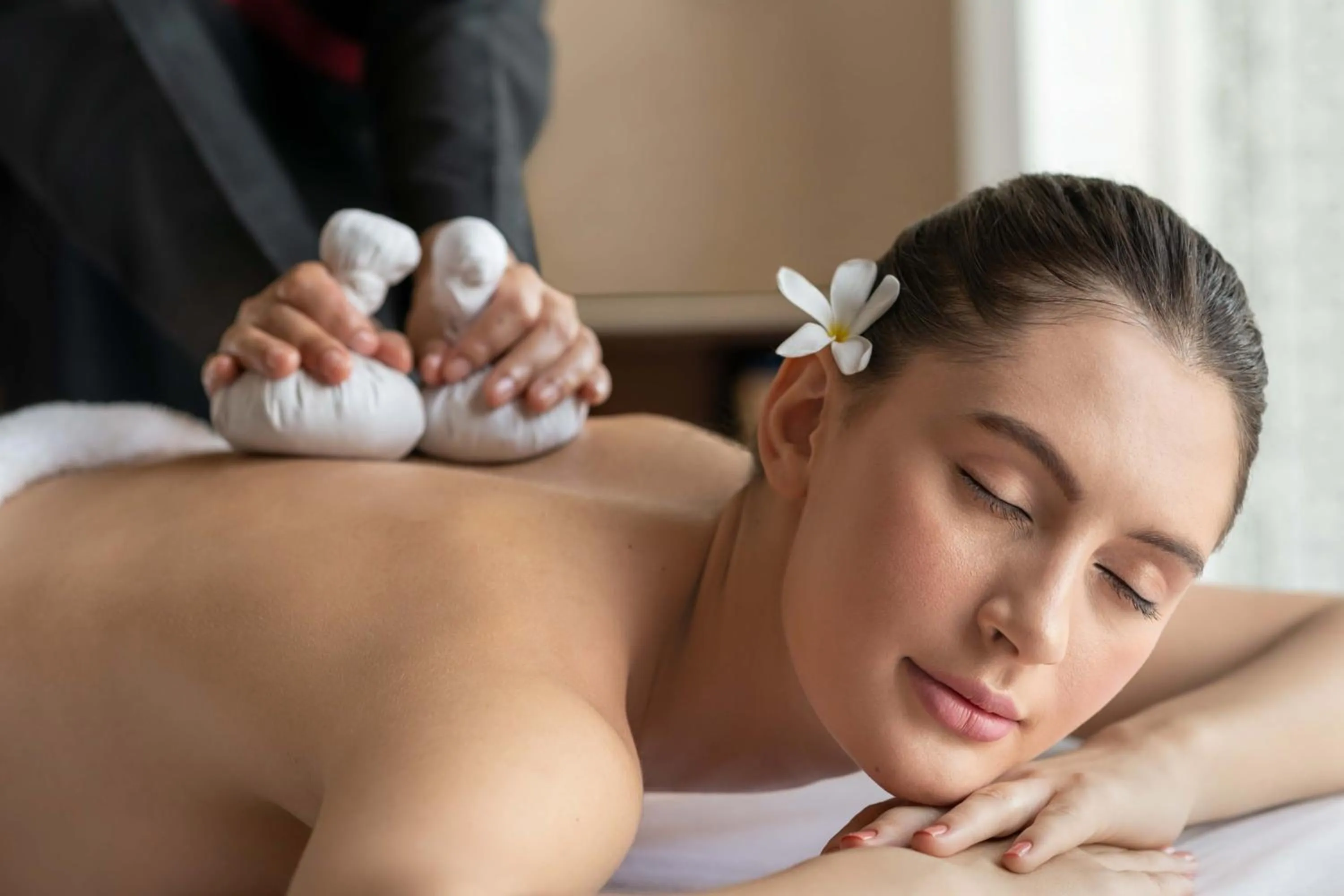 Massage in Noormahal Palace Hotel