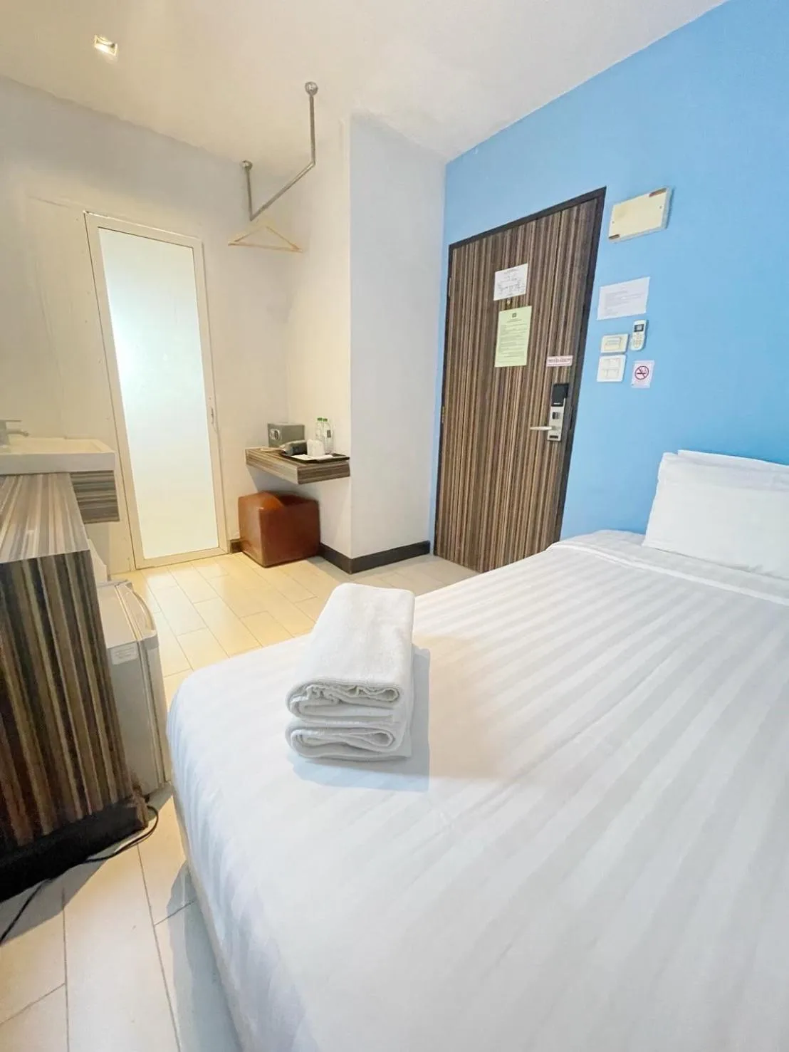 Bed in Nantra Ekkamai Hotel