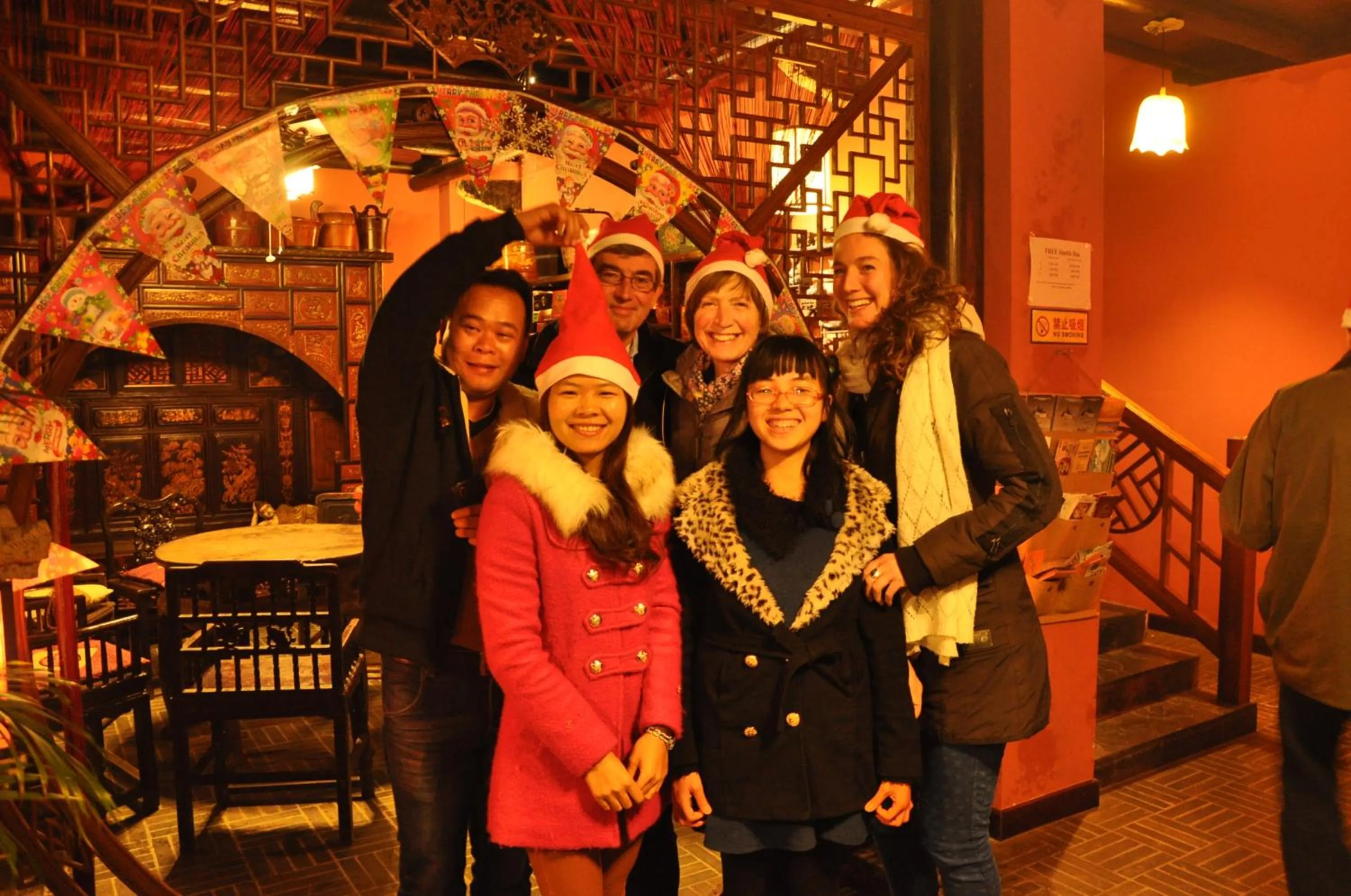 Lounge or bar in Yangshuo Tea Cozy--one way Free pick up from airport or TS 4 nights